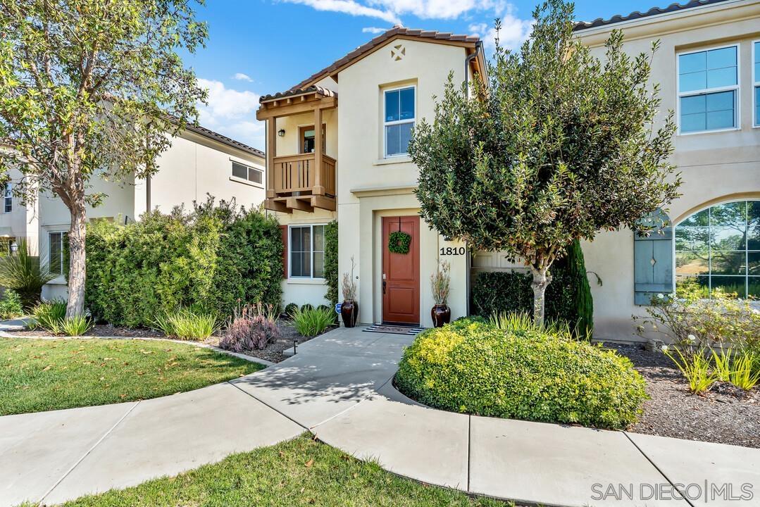 Detail Gallery Image 6 of 51 For 1810  Casa Morro St, Chula Vista,  CA 91915 - 4 Beds | 3 Baths