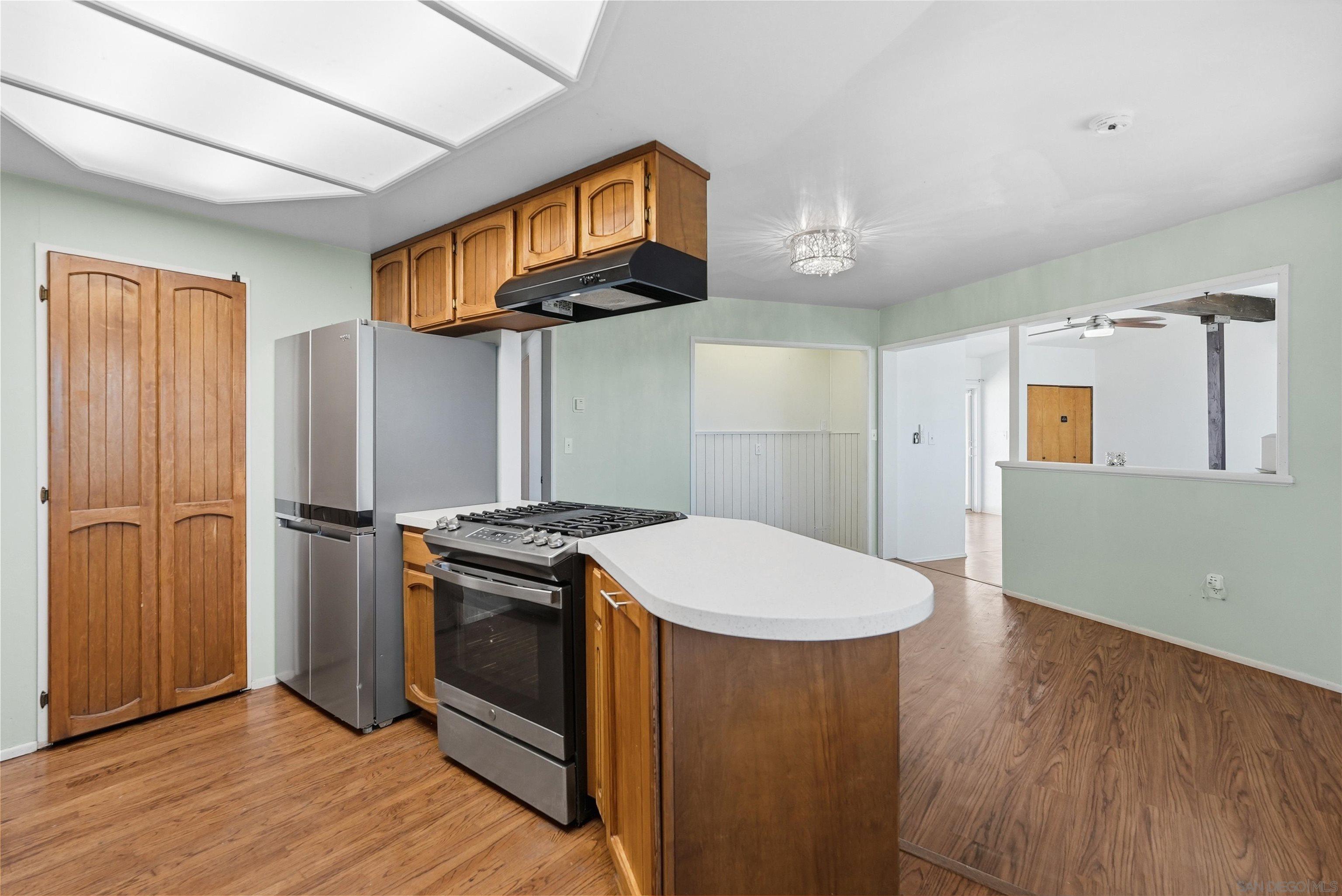 Detail Gallery Image 13 of 49 For 3237 S Bonita, Spring Valley,  CA 91977 - – Beds | – Baths