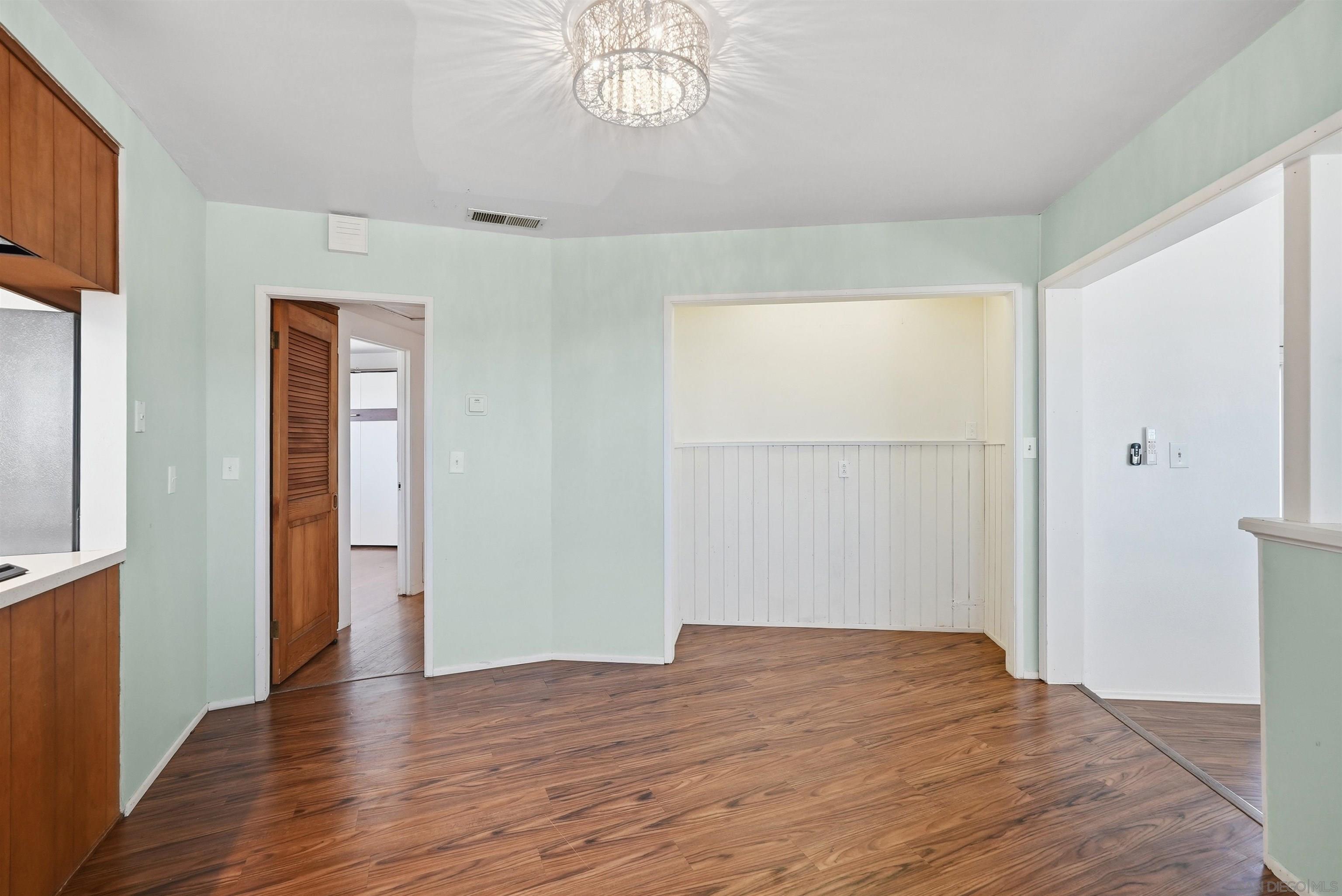 Detail Gallery Image 16 of 49 For 3237 S Bonita, Spring Valley,  CA 91977 - – Beds | – Baths