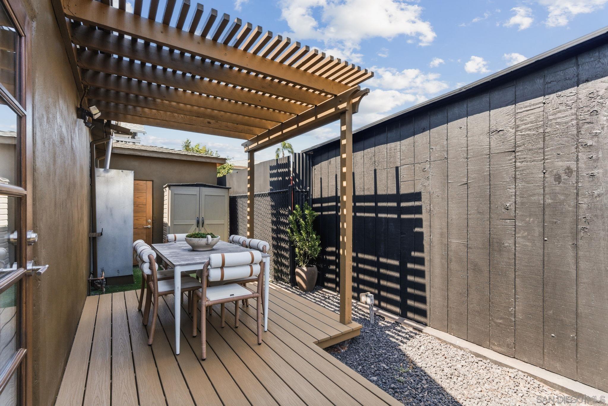 Detail Gallery Image 22 of 32 For 3006  Fir St, San Diego,  CA 92102 - 3 Beds | 2 Baths