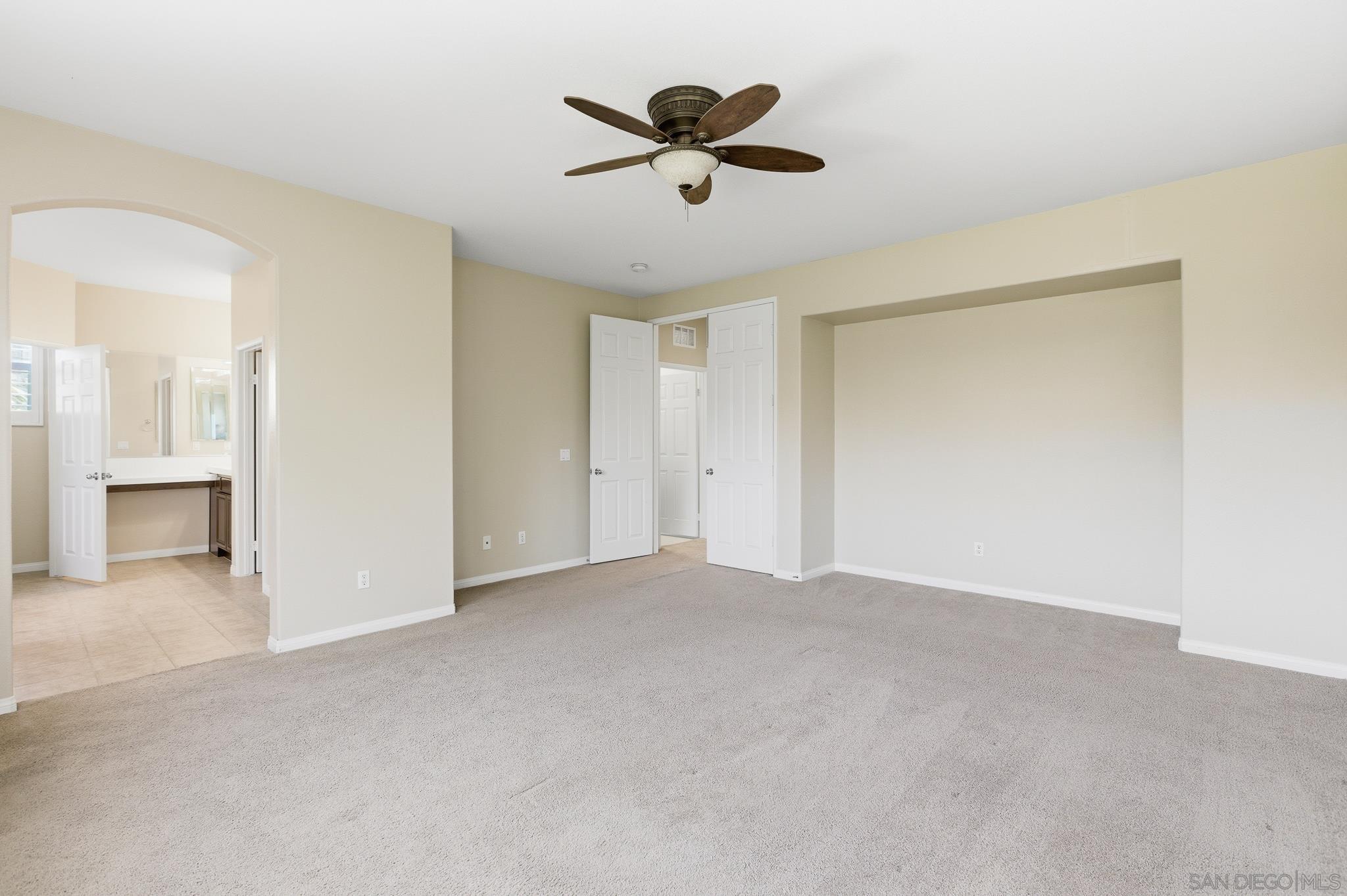 Detail Gallery Image 14 of 30 For 35607  Sainte Foy St, Murrieta,  CA 92563 - 5 Beds | 3 Baths