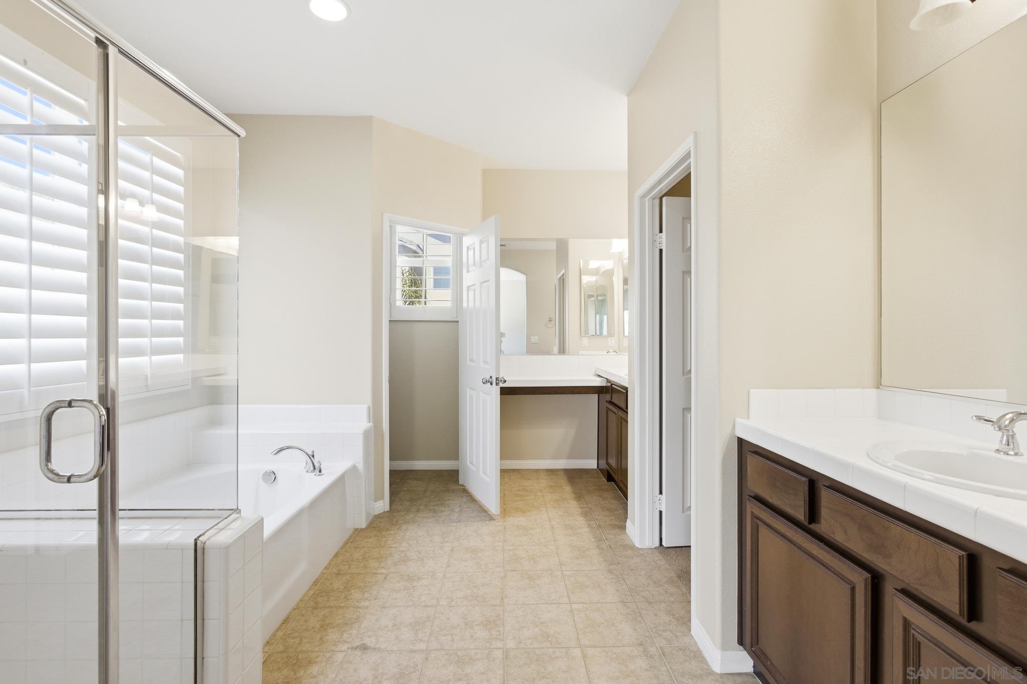 Detail Gallery Image 15 of 30 For 35607  Sainte Foy St, Murrieta,  CA 92563 - 5 Beds | 3 Baths