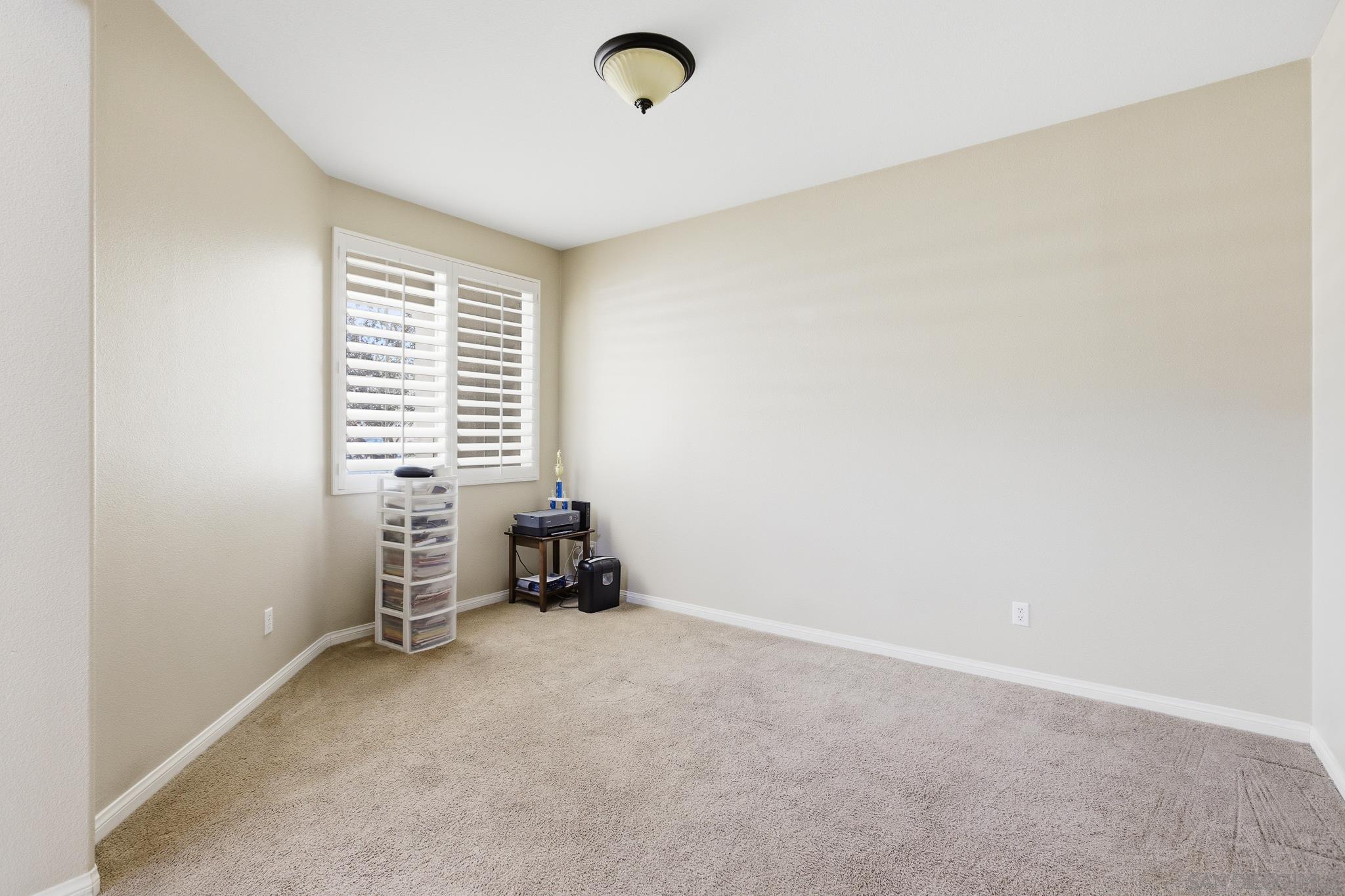 Detail Gallery Image 5 of 30 For 35607  Sainte Foy St, Murrieta,  CA 92563 - 5 Beds | 3 Baths