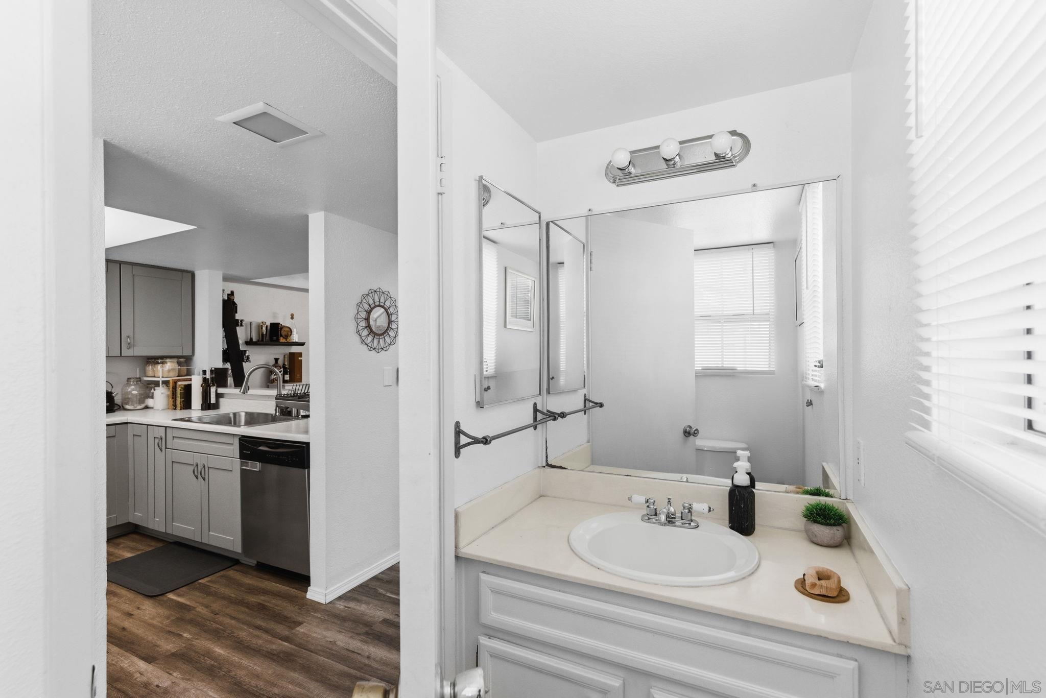 Detail Gallery Image 24 of 38 For 8745  Spring Canyon  #16,  Spring Valley,  CA 91977 - 3 Beds | 2/1 Baths