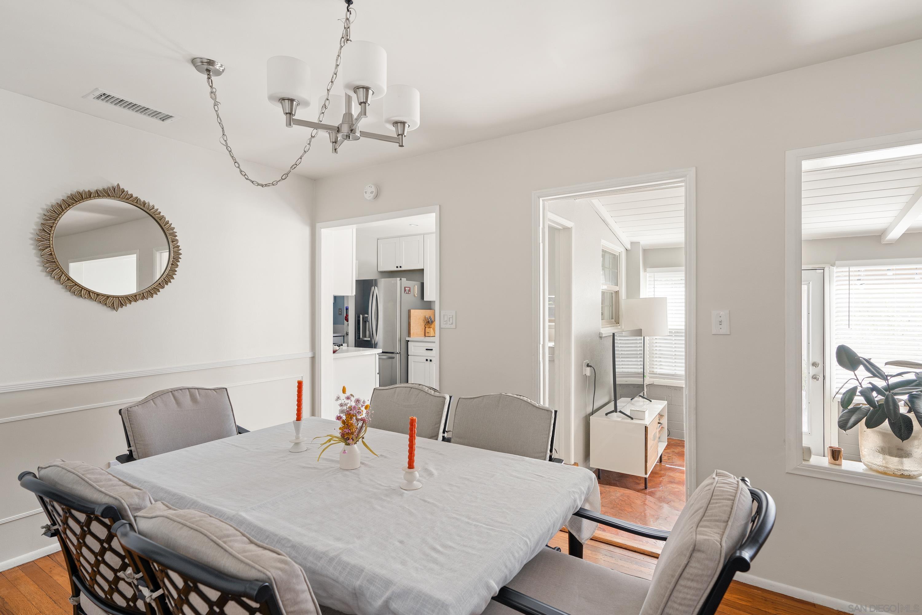 Detail Gallery Image 21 of 35 For 2004  Crenshaw, San Diego,  CA 92105 - 3 Beds | 1 Baths