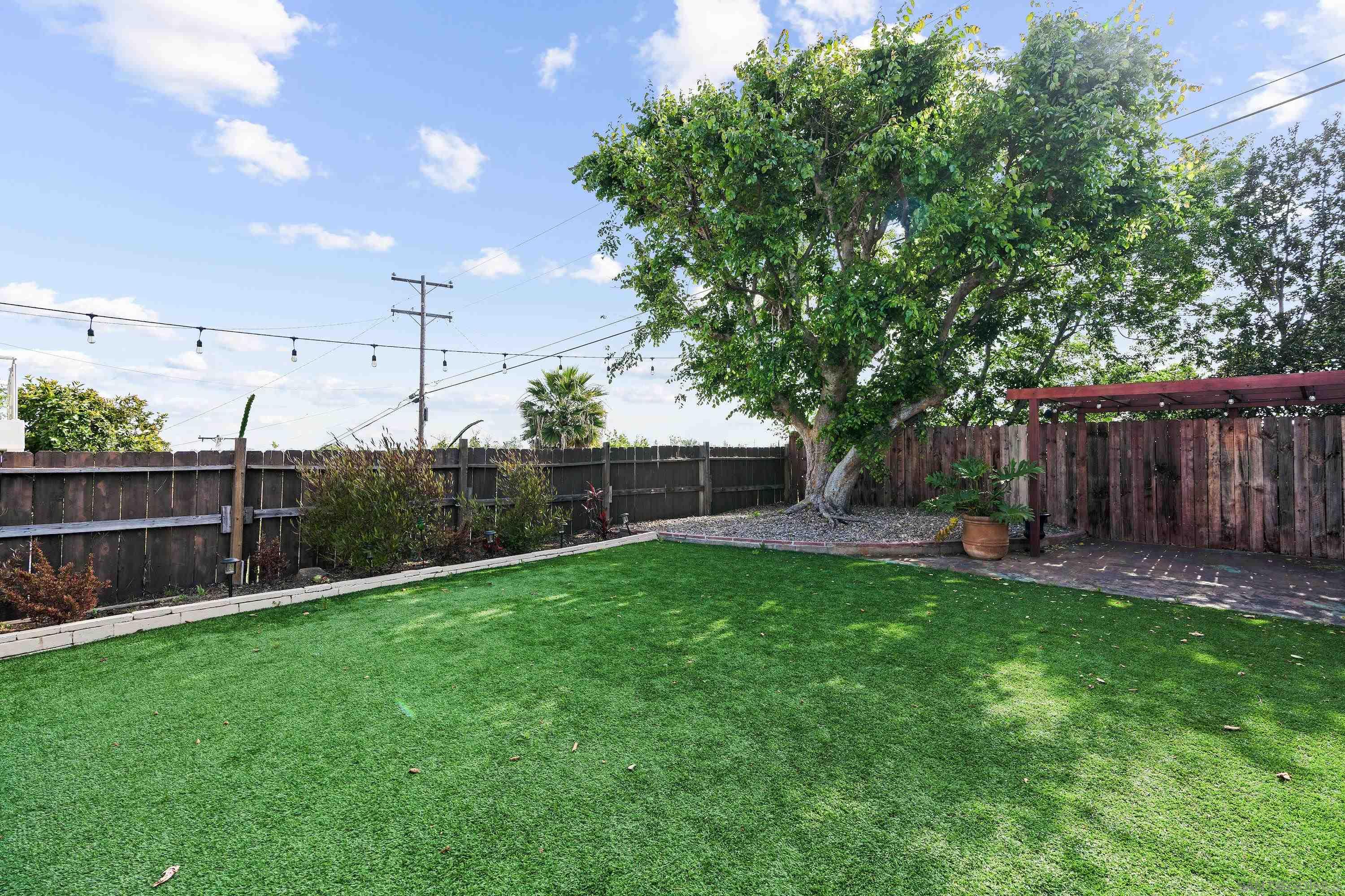 Detail Gallery Image 31 of 35 For 2004  Crenshaw, San Diego,  CA 92105 - 3 Beds | 1 Baths