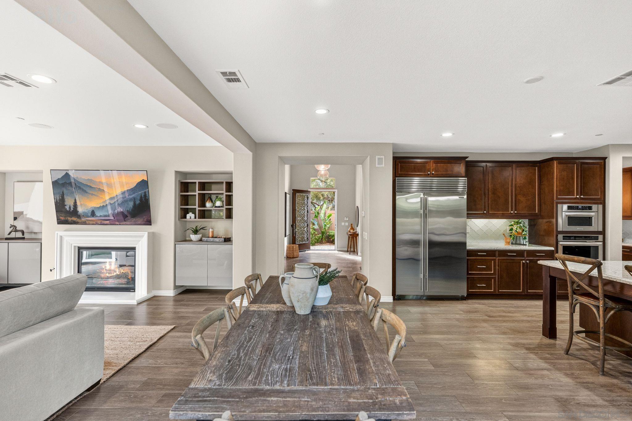 Detail Gallery Image 12 of 60 For 817  Dolphin, Encinitas,  CA 92024 - 6 Beds | 4/1 Baths