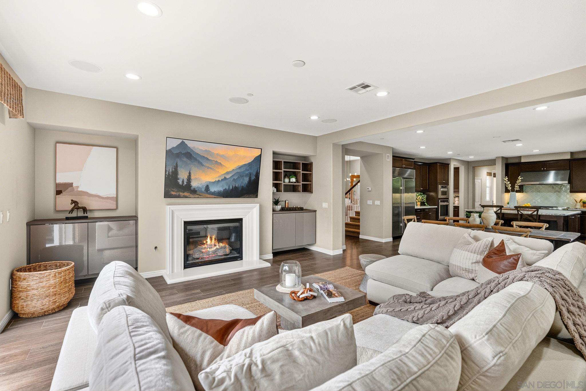 Detail Gallery Image 20 of 60 For 817  Dolphin, Encinitas,  CA 92024 - 6 Beds | 4/1 Baths