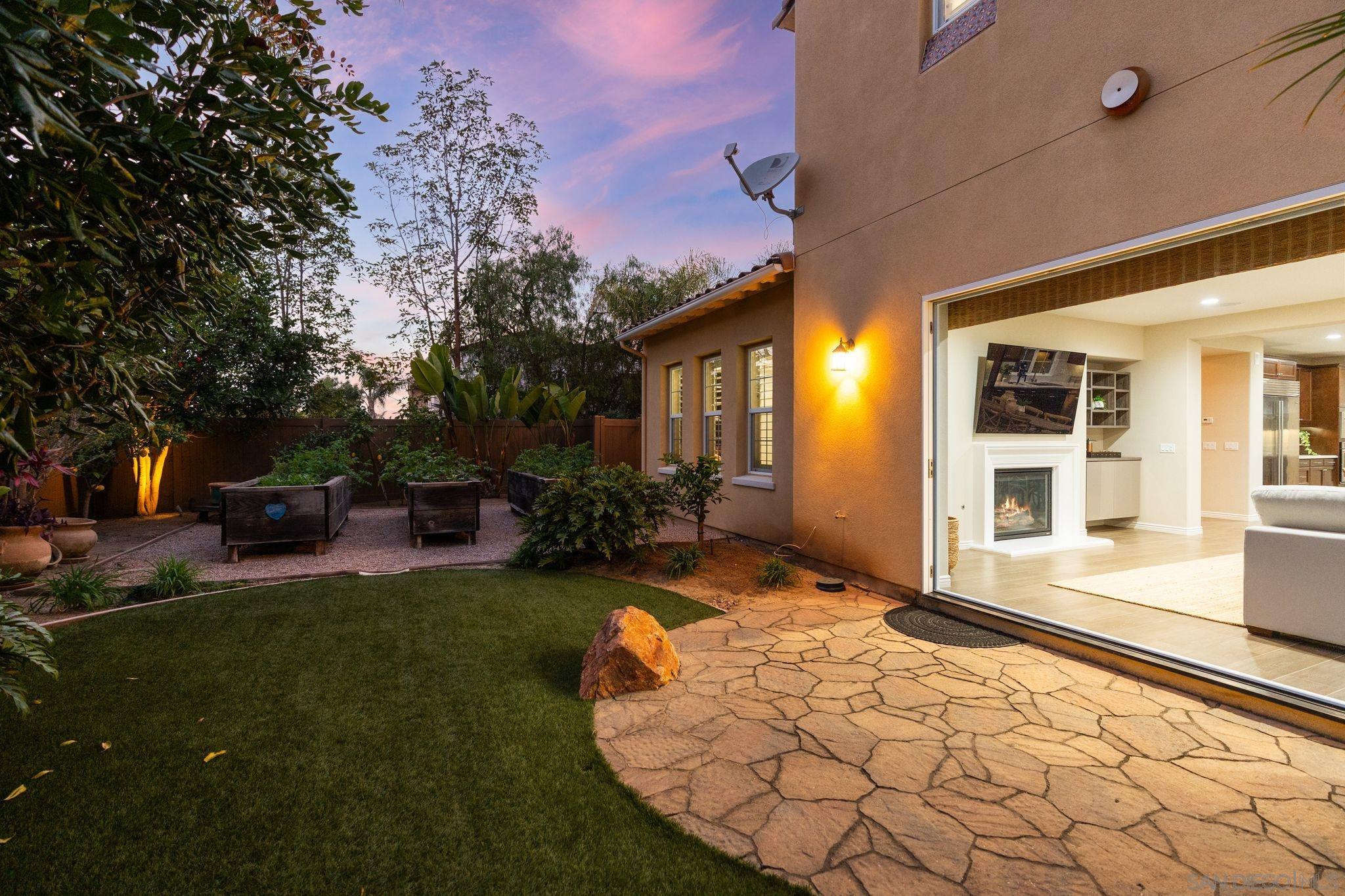 Detail Gallery Image 38 of 60 For 817  Dolphin, Encinitas,  CA 92024 - 6 Beds | 4/1 Baths