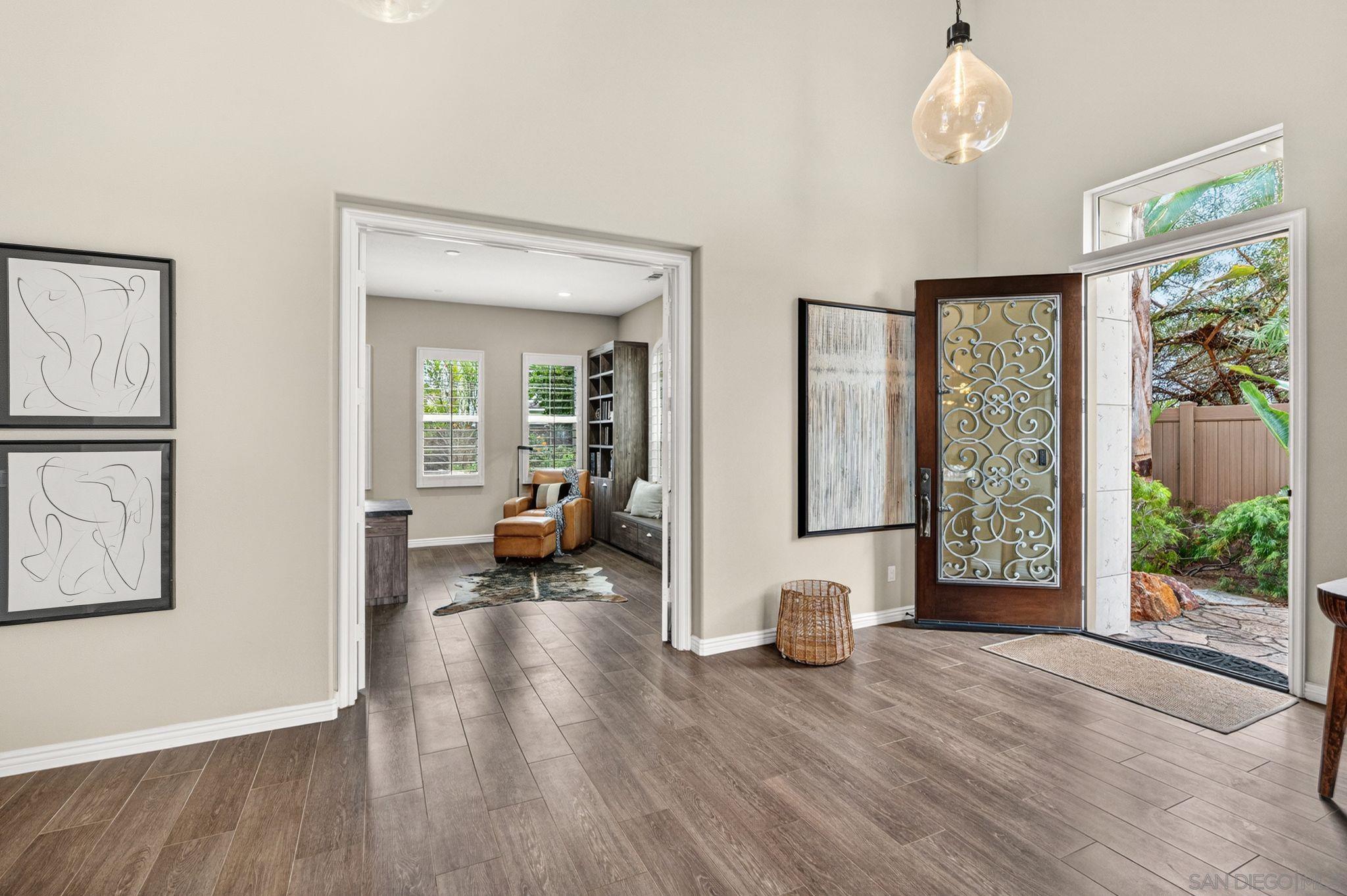 Detail Gallery Image 10 of 60 For 817  Dolphin, Encinitas,  CA 92024 - 6 Beds | 4/1 Baths