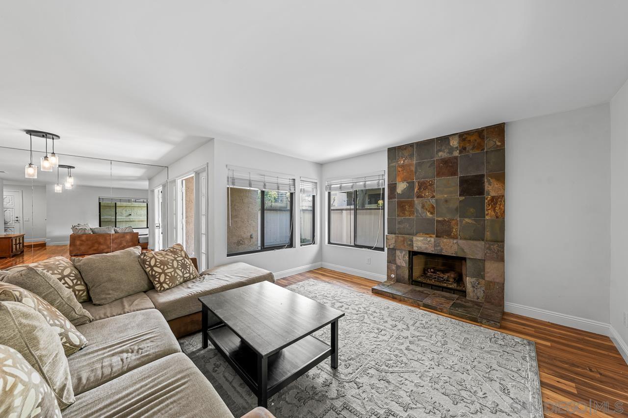 Detail Gallery Image 3 of 51 For 6016  Gaines Street, San Diego,  CA 92110 - 3 Beds | 2/1 Baths