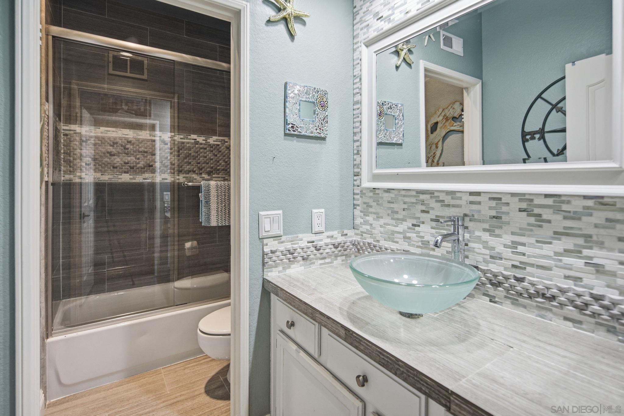 Detail Gallery Image 19 of 29 For 1866  Matin Cir  #111,  San Marcos,  CA 92069 - 4 Beds | 2/1 Baths