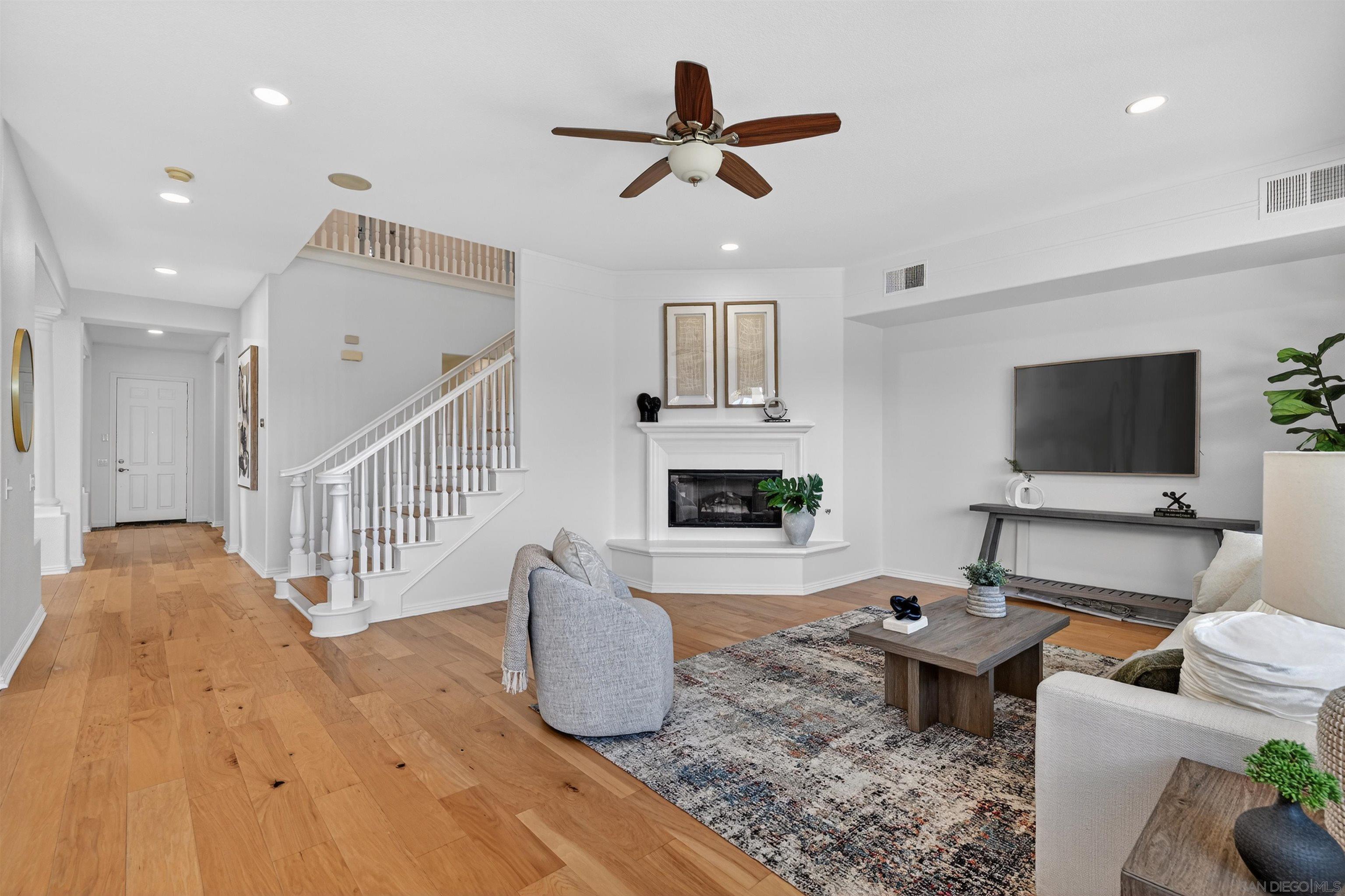 Detail Gallery Image 11 of 37 For 981  Adirondack Place, Chula Vista,  CA 91914 - 6 Beds | 3/1 Baths