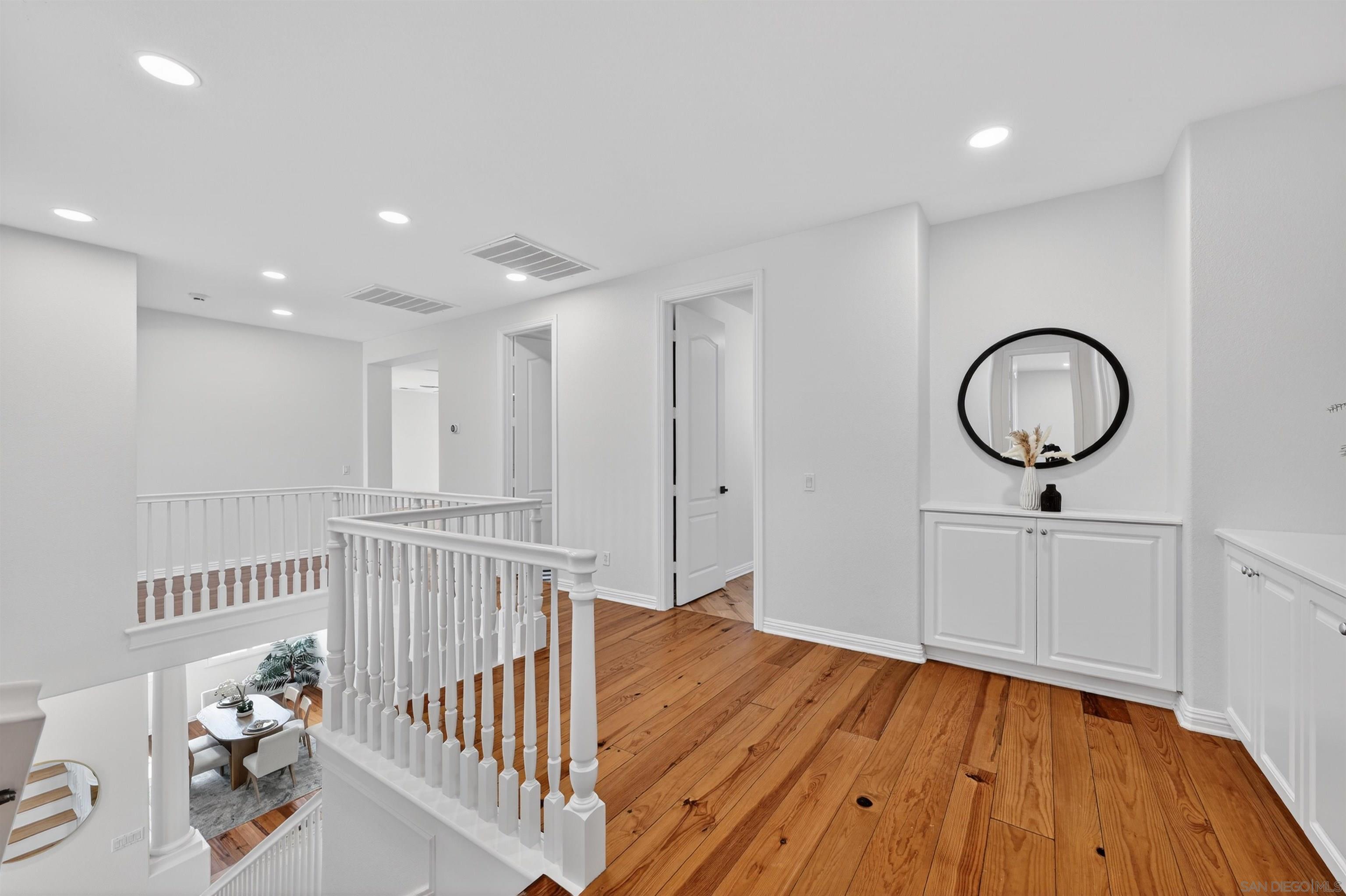 Detail Gallery Image 17 of 37 For 981  Adirondack Place, Chula Vista,  CA 91914 - 6 Beds | 3/1 Baths