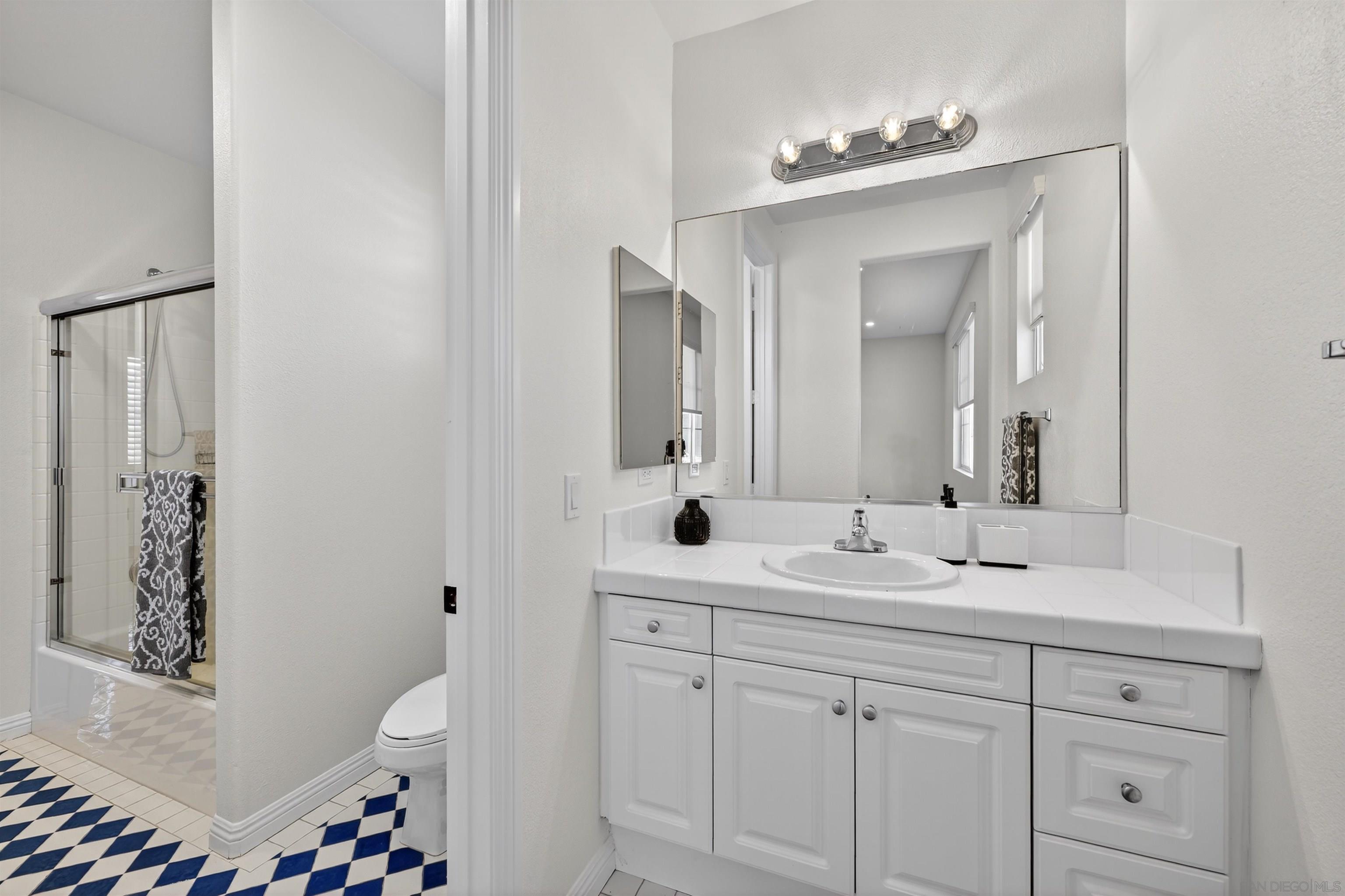 Detail Gallery Image 27 of 37 For 981  Adirondack Place, Chula Vista,  CA 91914 - 6 Beds | 3/1 Baths