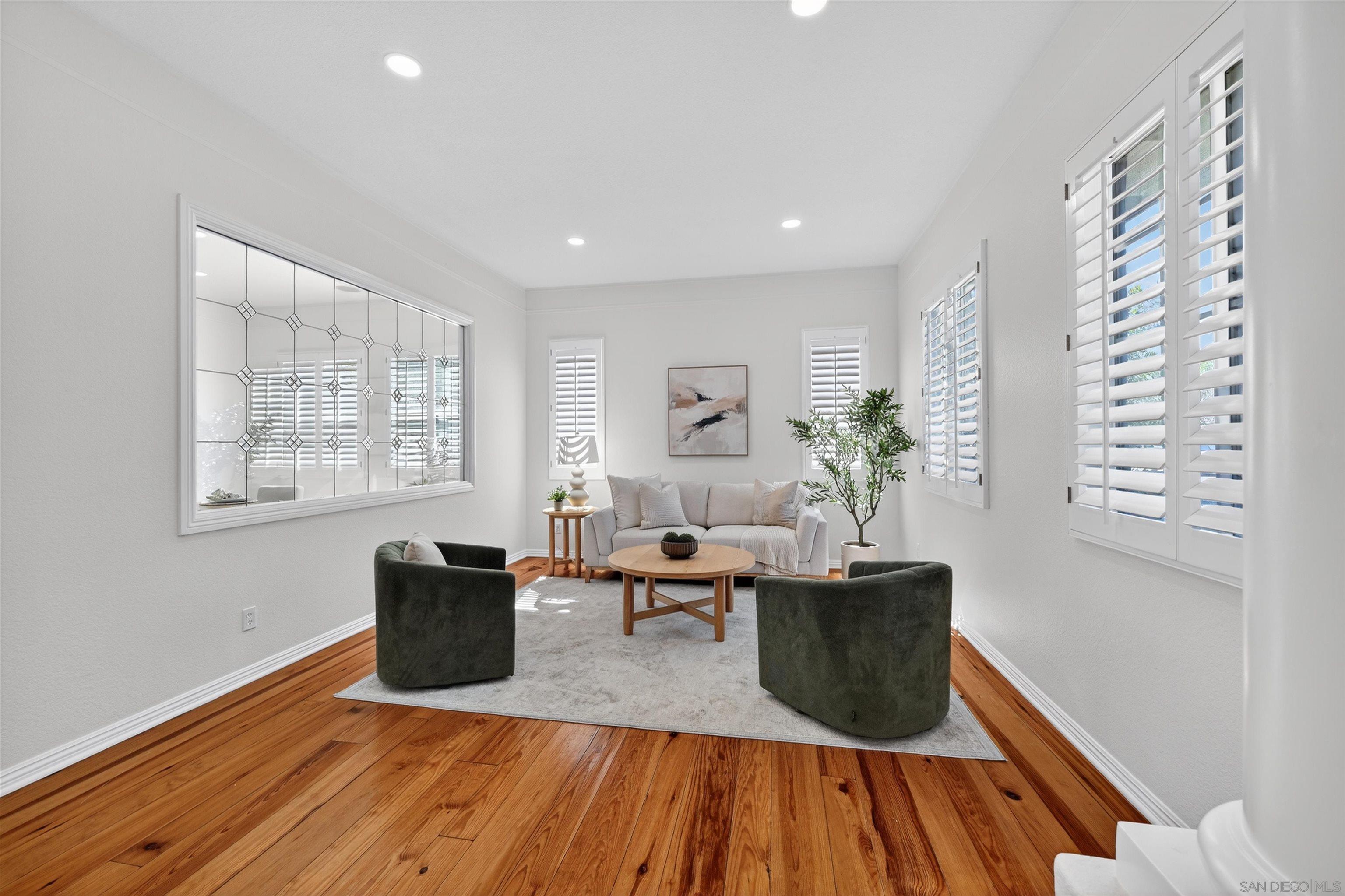 Detail Gallery Image 5 of 37 For 981  Adirondack Place, Chula Vista,  CA 91914 - 6 Beds | 3/1 Baths