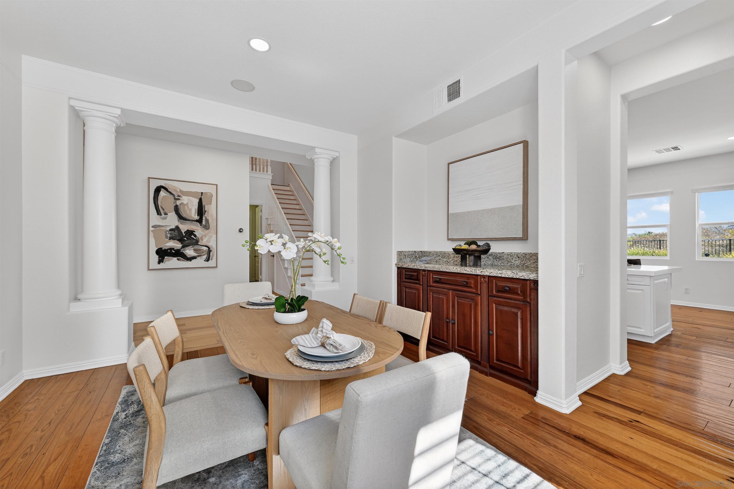 Detail Gallery Image 8 of 37 For 981  Adirondack Place, Chula Vista,  CA 91914 - 6 Beds | 3/1 Baths