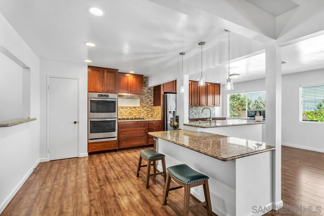 Detail Gallery Image 12 of 49 For 1509  Honey Hill, El Cajon,  CA 92020 - 6 Beds | 2 Baths