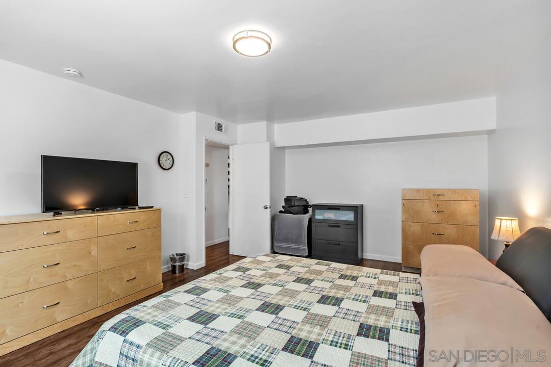 Detail Gallery Image 23 of 49 For 1509  Honey Hill, El Cajon,  CA 92020 - 6 Beds | 2 Baths