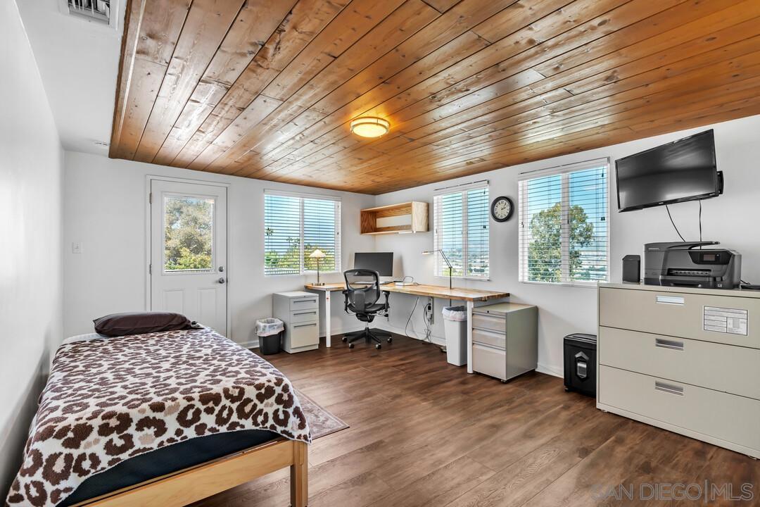 Detail Gallery Image 32 of 49 For 1509  Honey Hill, El Cajon,  CA 92020 - 6 Beds | 2 Baths