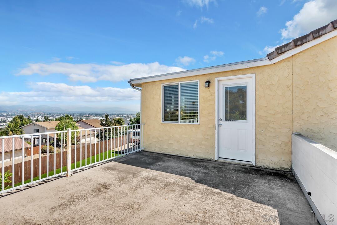 Detail Gallery Image 34 of 49 For 1509  Honey Hill, El Cajon,  CA 92020 - 6 Beds | 2 Baths