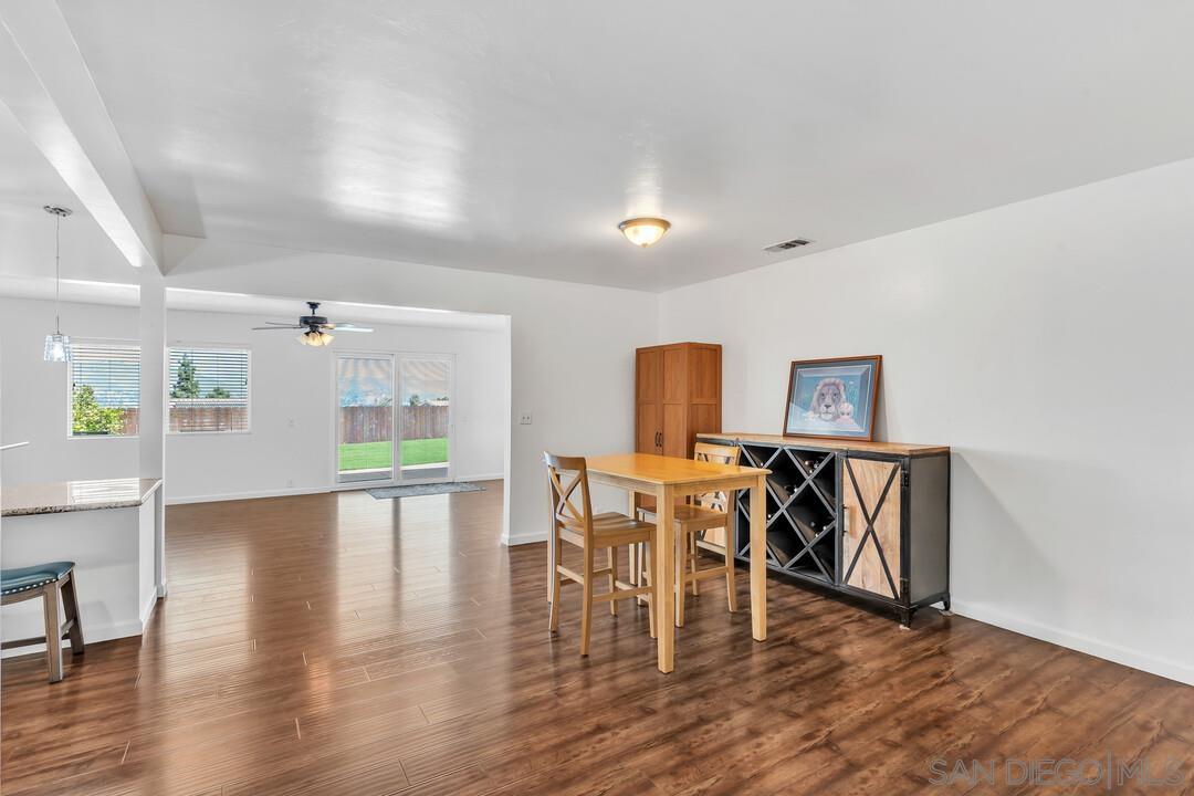 Detail Gallery Image 10 of 49 For 1509  Honey Hill, El Cajon,  CA 92020 - 6 Beds | 2 Baths