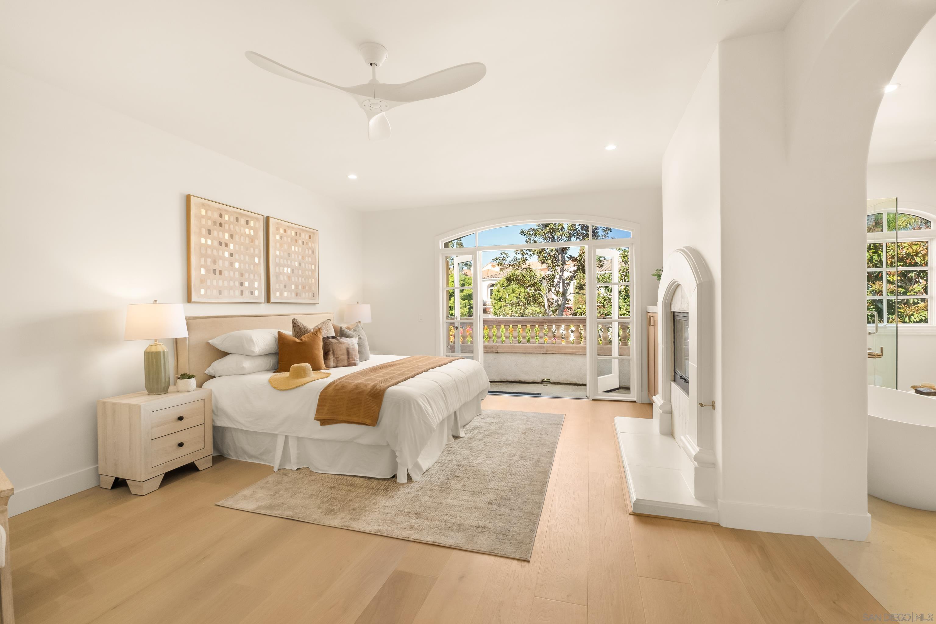 Detail Gallery Image 30 of 55 For 5342  Renaissance Ave, San Diego,  CA 92122 - 4 Beds | 3/1 Baths