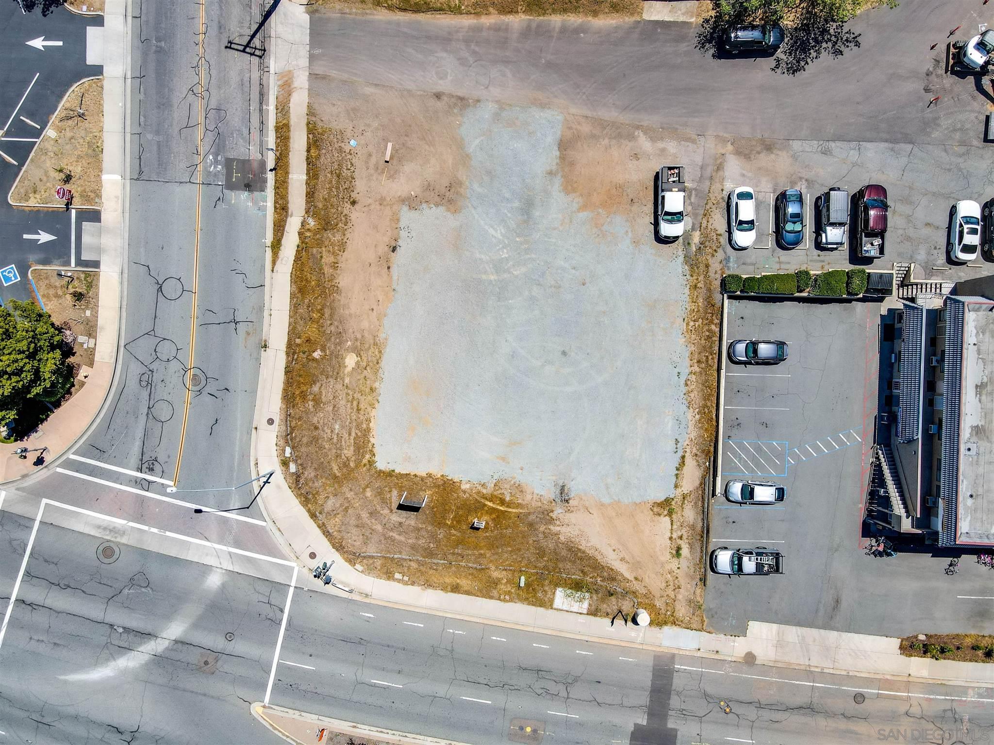 Detail Gallery Image 13 of 18 For , Santee,  CA 92071 - – Beds | – Baths