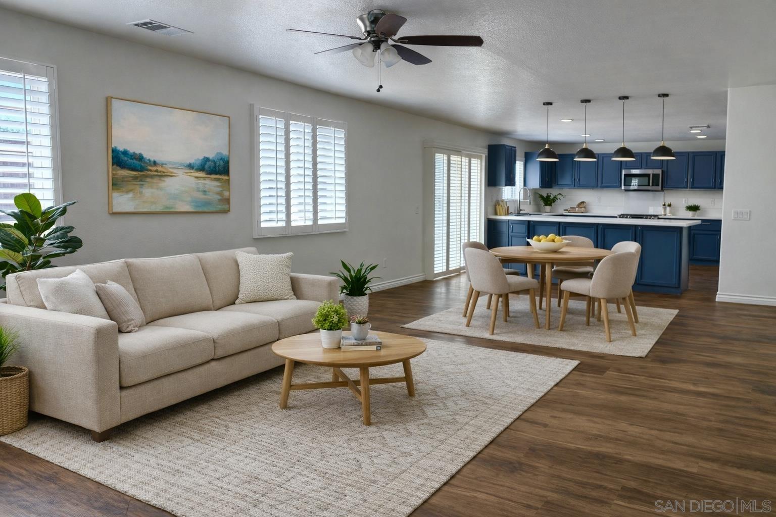 Detail Gallery Image 11 of 37 For 53009  Rose Sachet Lane, Lake Elsinore,  CA 92532 - 6 Beds | 3 Baths