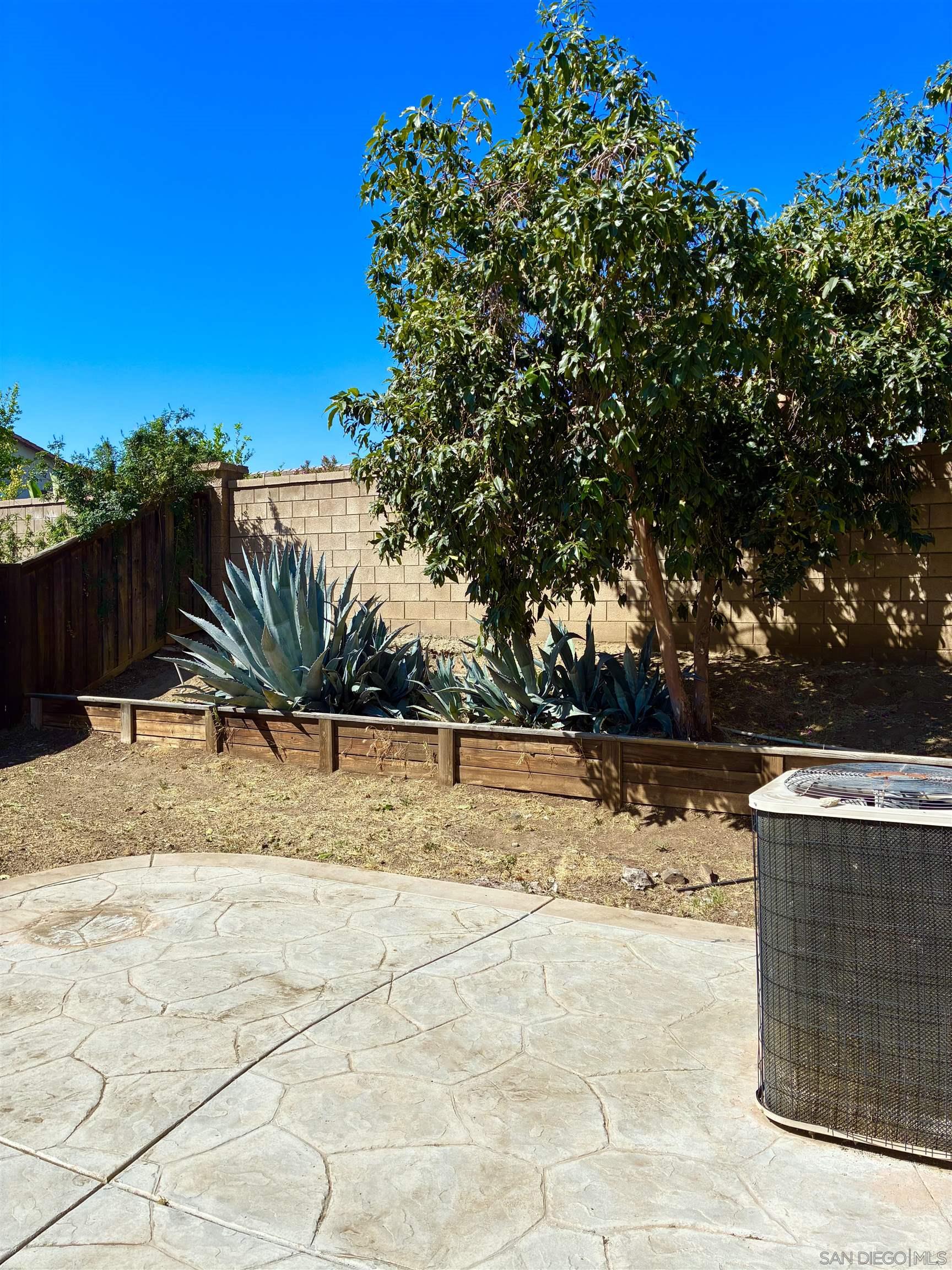 Detail Gallery Image 35 of 37 For 53009  Rose Sachet Lane, Lake Elsinore,  CA 92532 - 6 Beds | 3 Baths