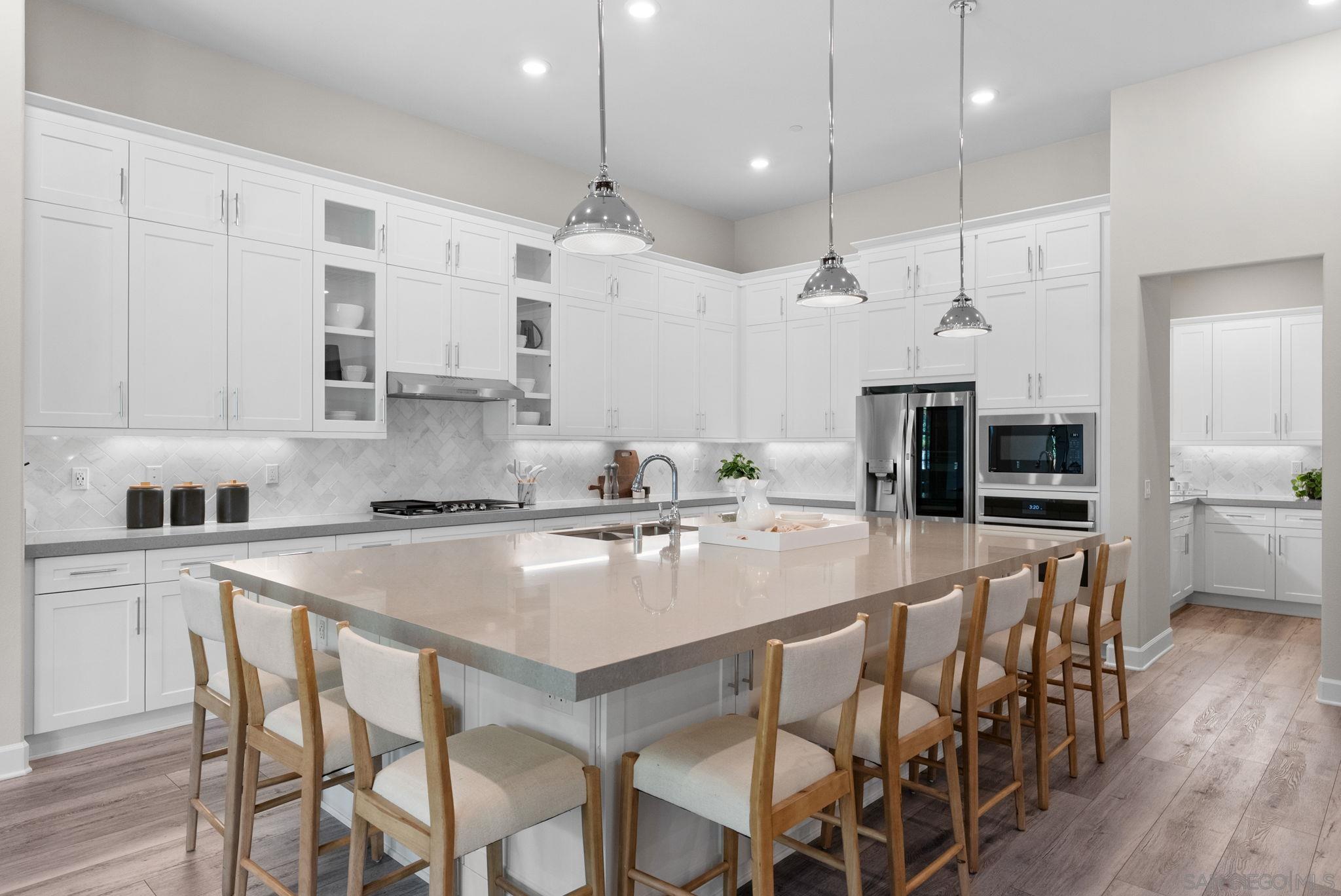 Detail Gallery Image 24 of 75 For 2935  Side Saddle Ln, Escondido,  CA 92029 - 5 Beds | 4/1 Baths