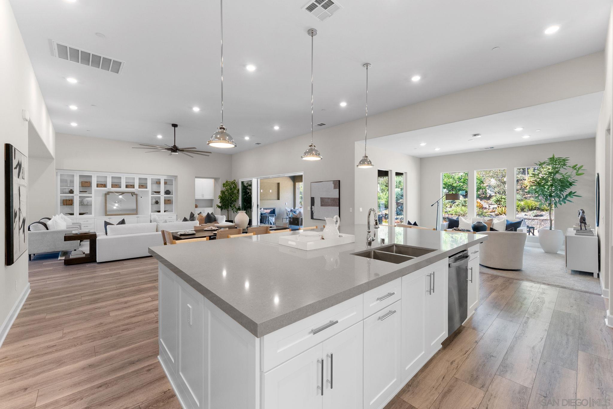 Detail Gallery Image 25 of 75 For 2935  Side Saddle Ln, Escondido,  CA 92029 - 5 Beds | 4/1 Baths