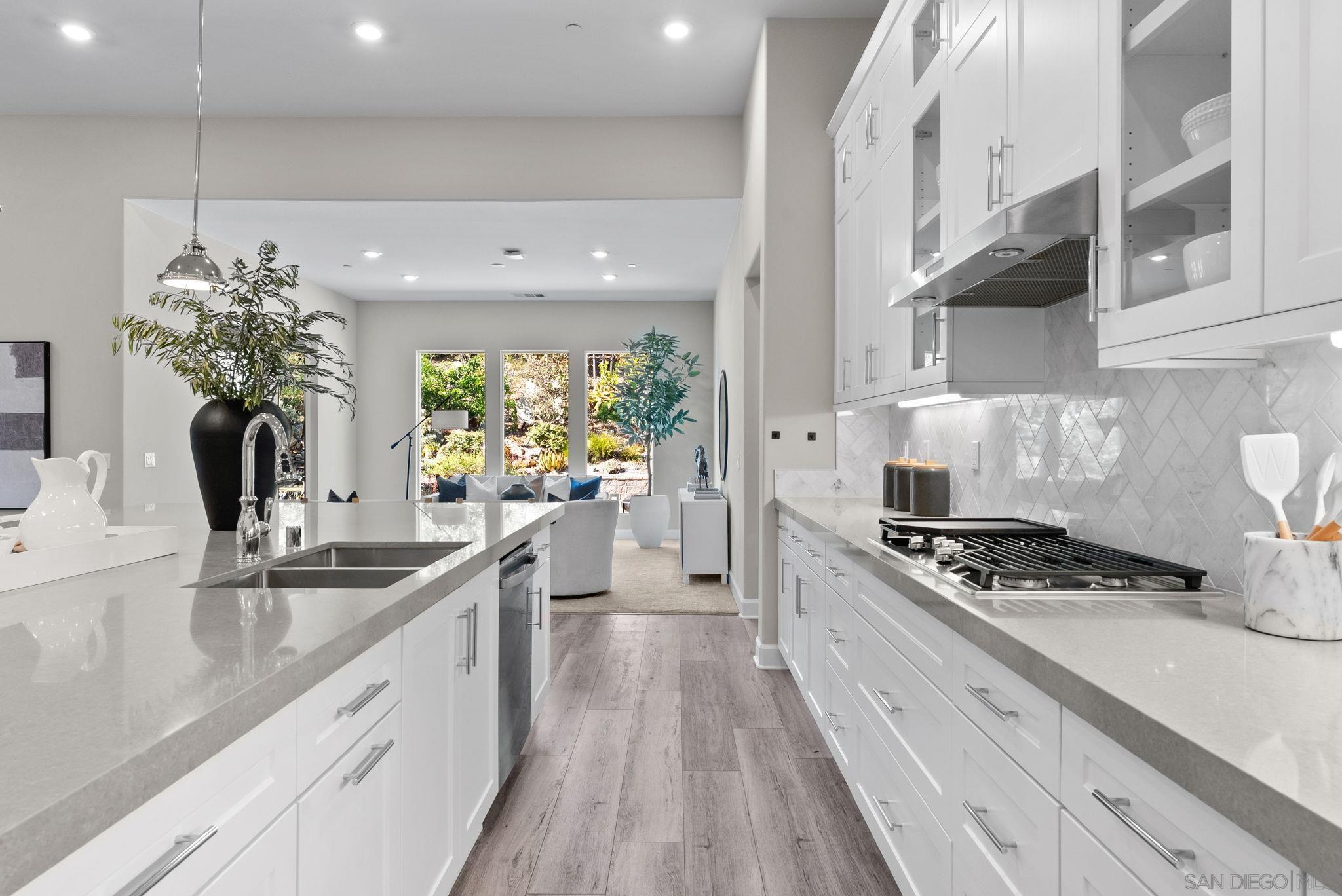 Detail Gallery Image 26 of 75 For 2935  Side Saddle Ln, Escondido,  CA 92029 - 5 Beds | 4/1 Baths