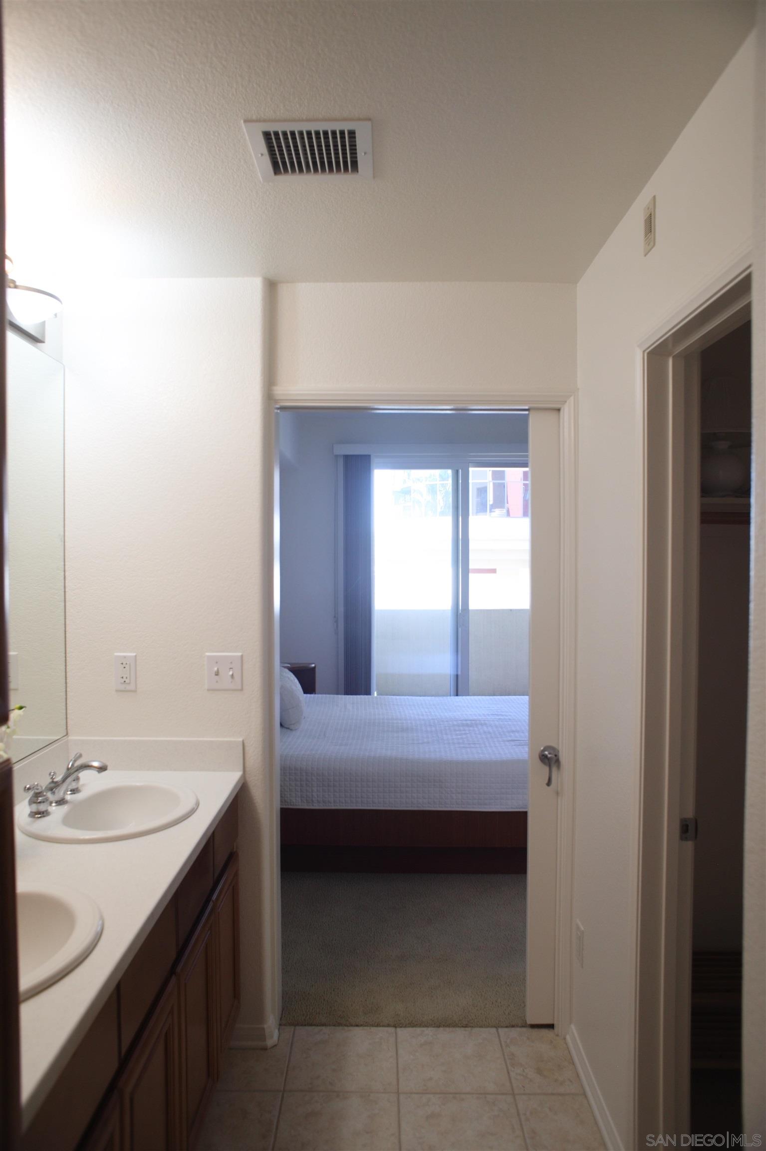 Detail Gallery Image 14 of 37 For 350  K Street  #408,  San Diego,  CA 92101 - 2 Beds | 2 Baths