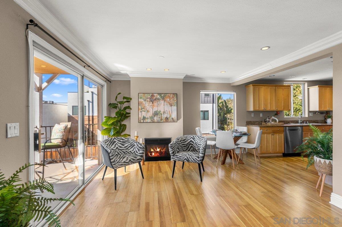 Front Image Thumbnail for SD260007054