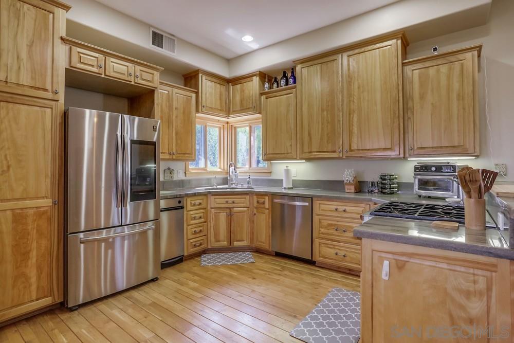 Detail Gallery Image 9 of 49 For 753  Ridgewood Dr, Julian,  CA 92036 - 4 Beds | 3/1 Baths