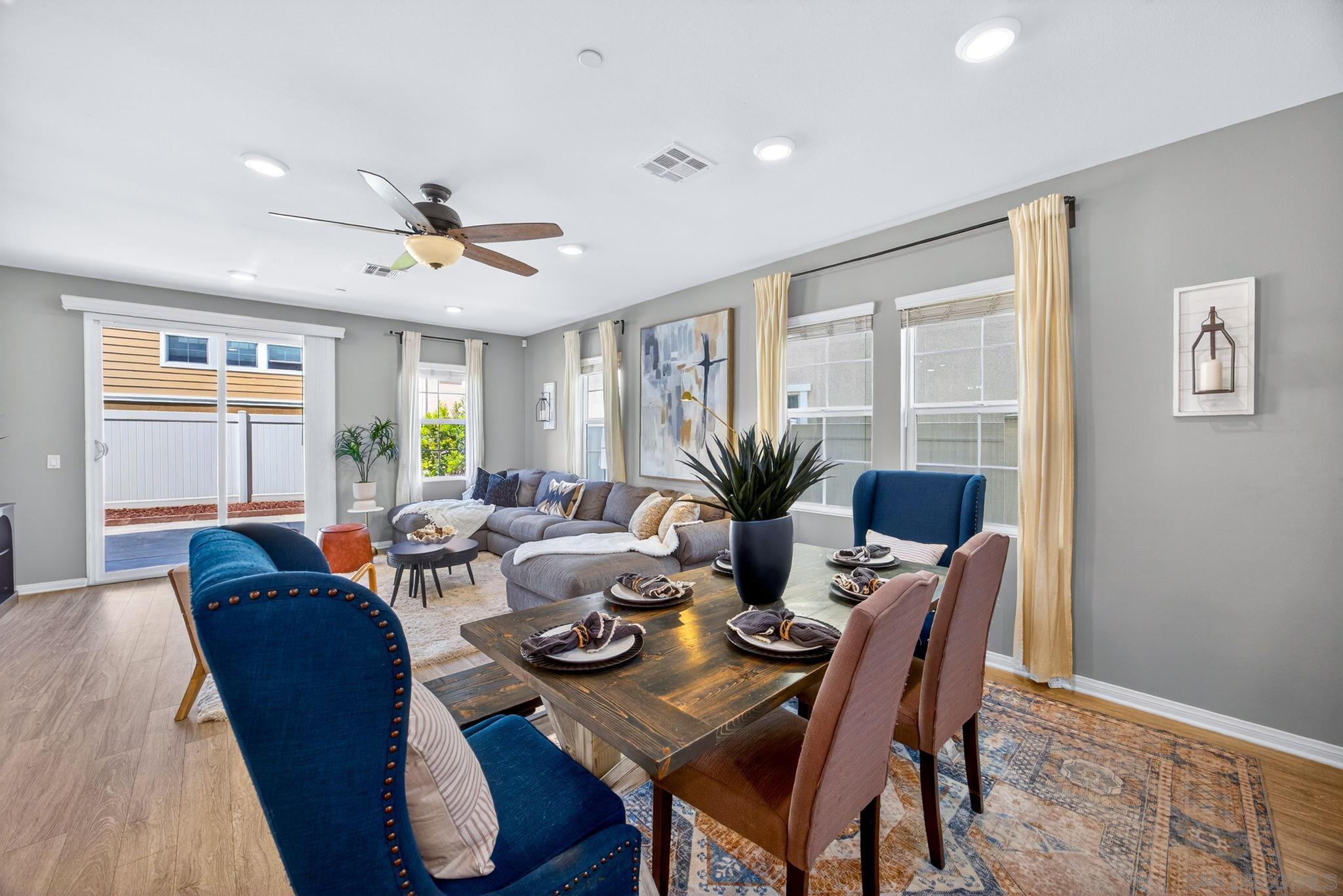 Detail Gallery Image 5 of 45 For 1254  White Oak, El Cajon,  CA 92020 - 5 Beds | 3/1 Baths