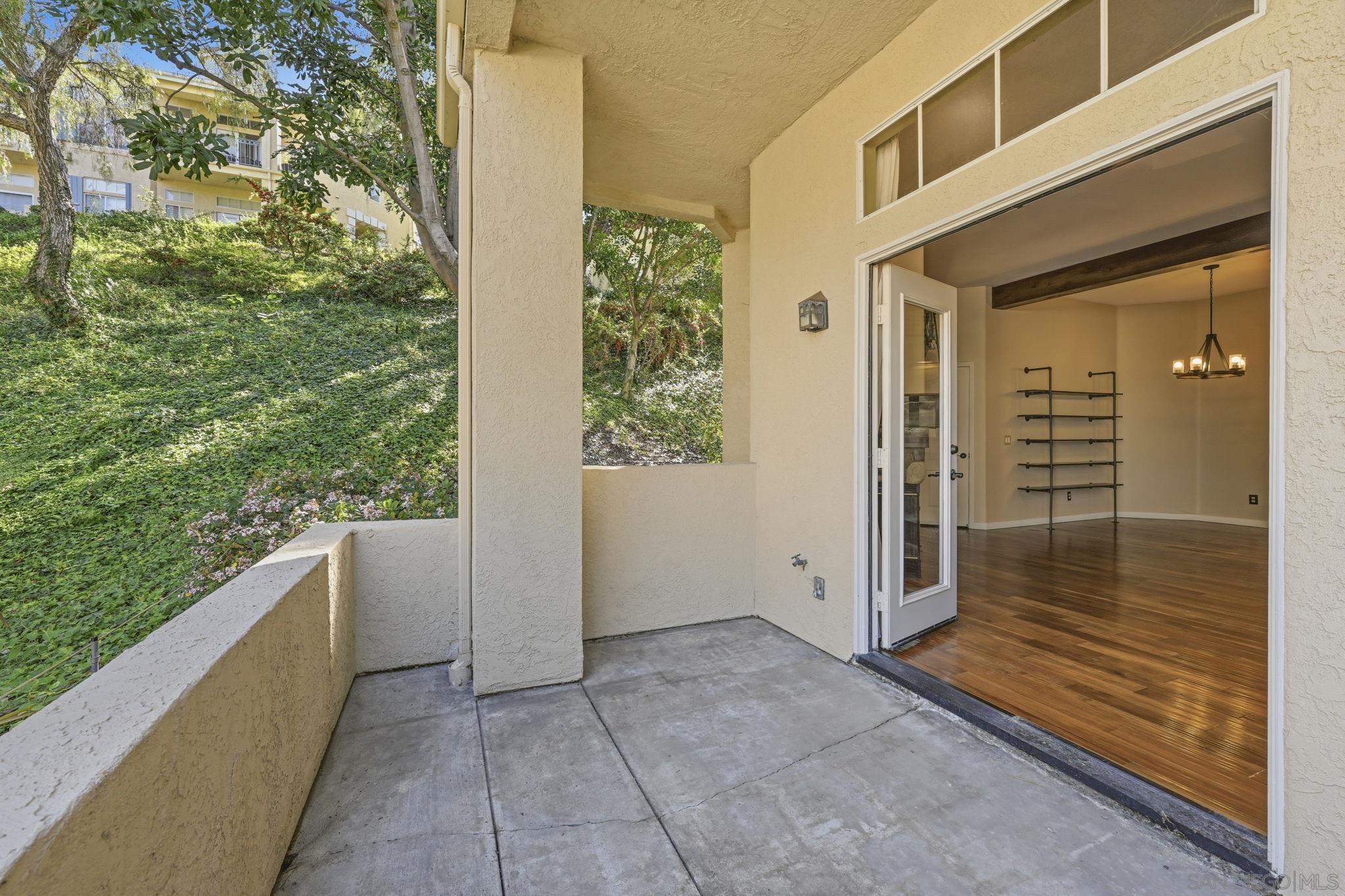 Detail Gallery Image 15 of 37 For 11240  Provencal Place, San Diego,  CA 92128 - 2 Beds | 2 Baths