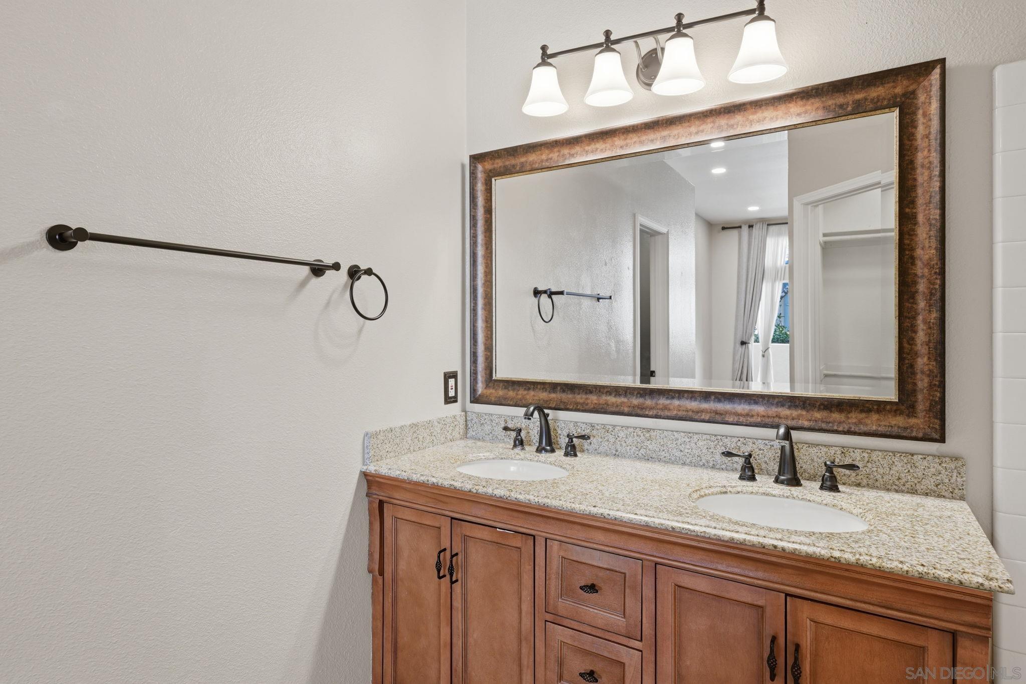 Detail Gallery Image 27 of 37 For 11240  Provencal Place, San Diego,  CA 92128 - 2 Beds | 2 Baths