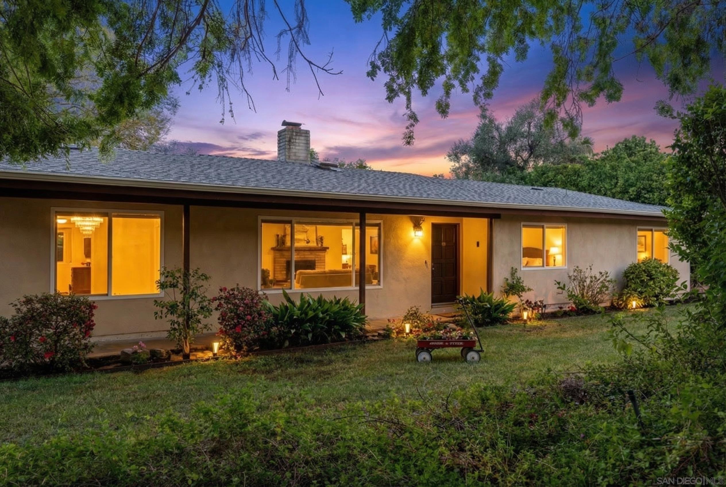 Front Image Thumbnail for SD260007060