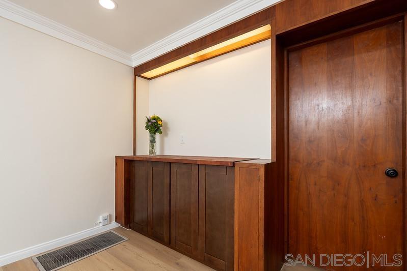 Detail Gallery Image 17 of 29 For 811  Anacapa Court, San Diego,  CA 92109 - 3 Beds | 2 Baths
