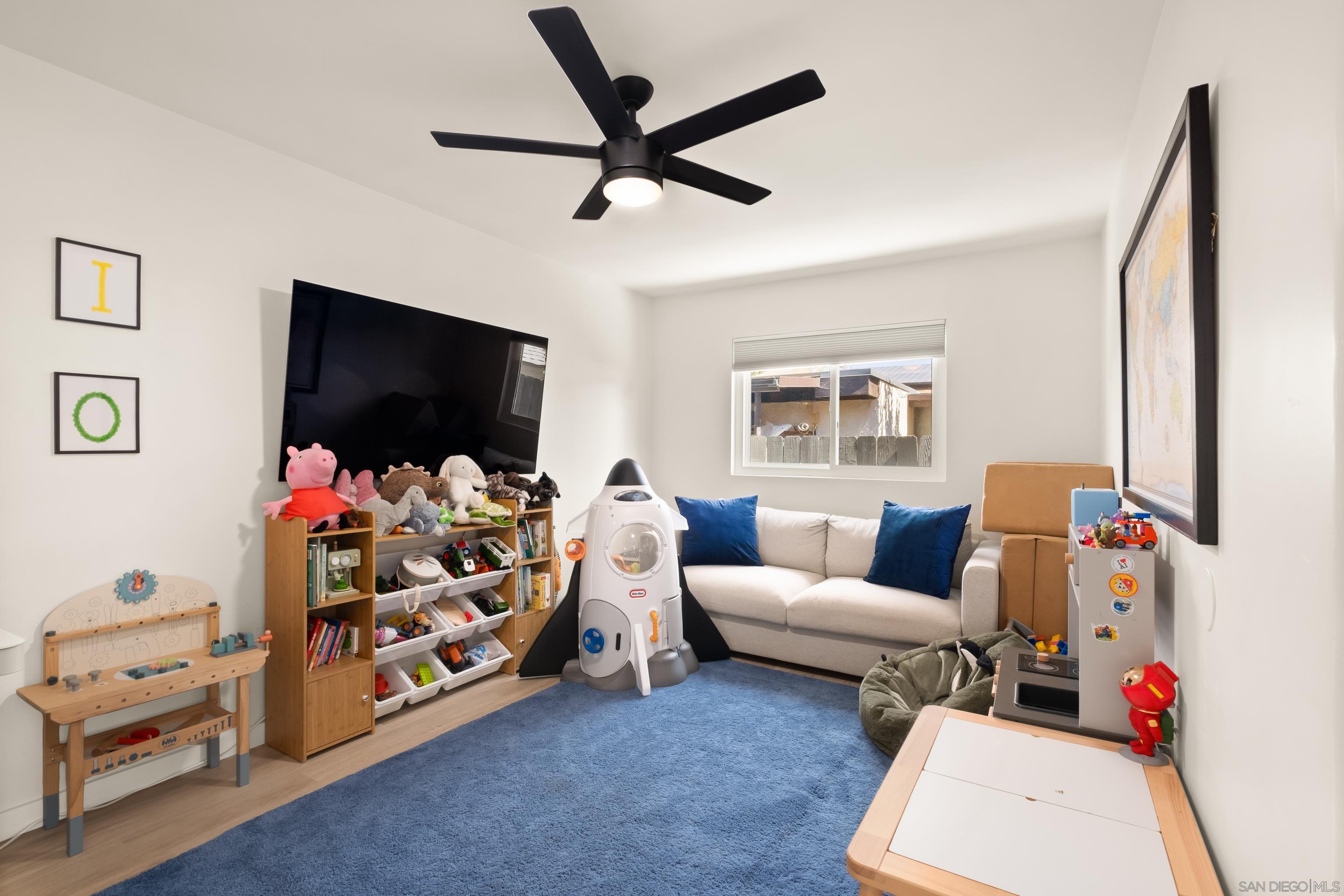 Detail Gallery Image 21 of 53 For 9081  Inverness, Santee,  CA 92071 - 4 Beds | 2 Baths