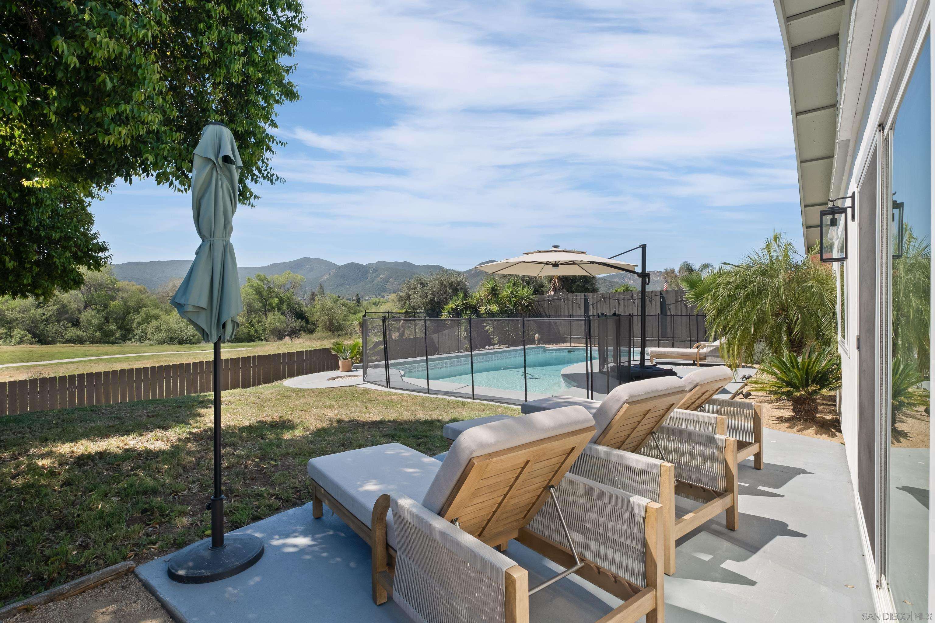 Detail Gallery Image 30 of 53 For 9081  Inverness, Santee,  CA 92071 - 4 Beds | 2 Baths