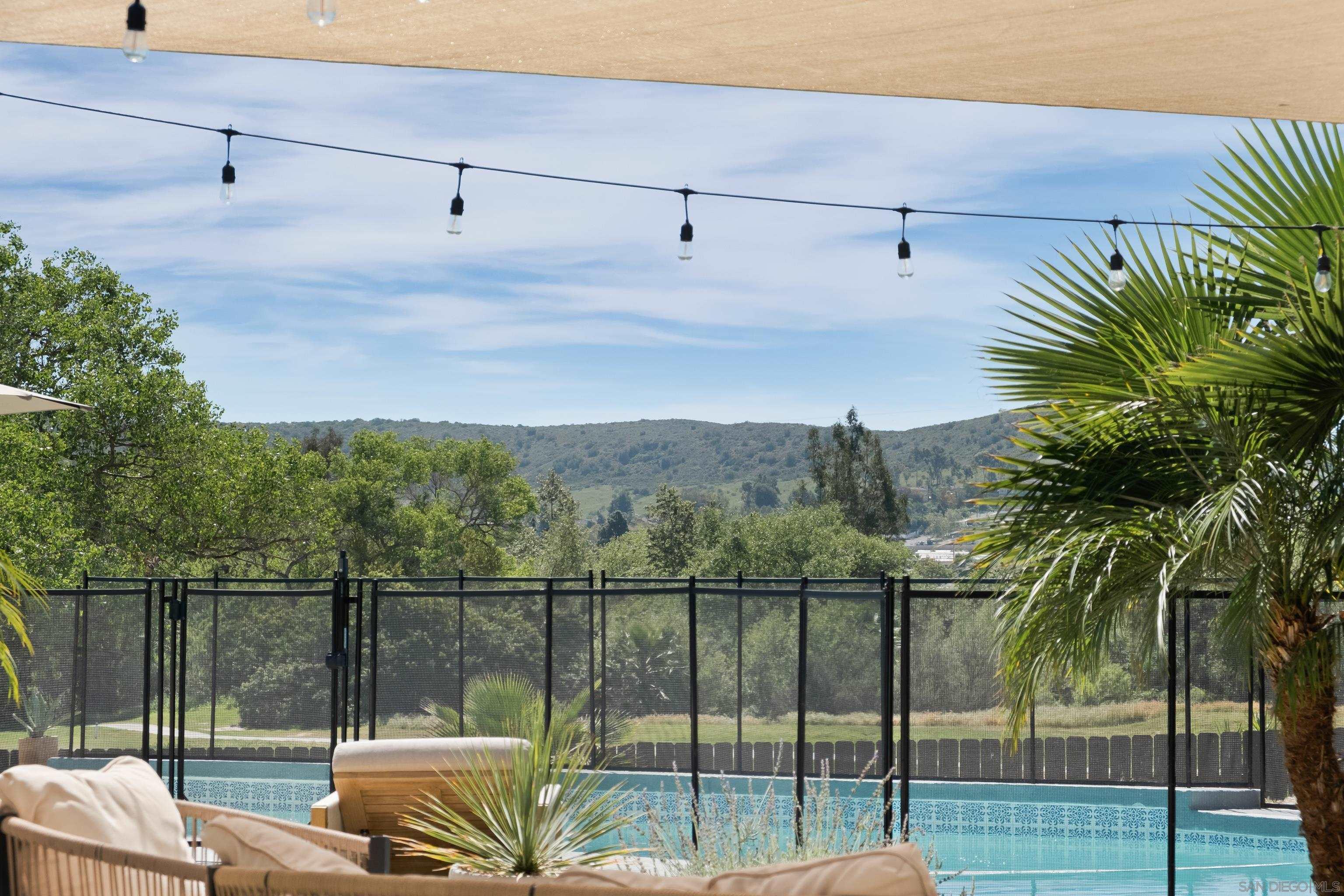 Detail Gallery Image 31 of 53 For 9081  Inverness, Santee,  CA 92071 - 4 Beds | 2 Baths