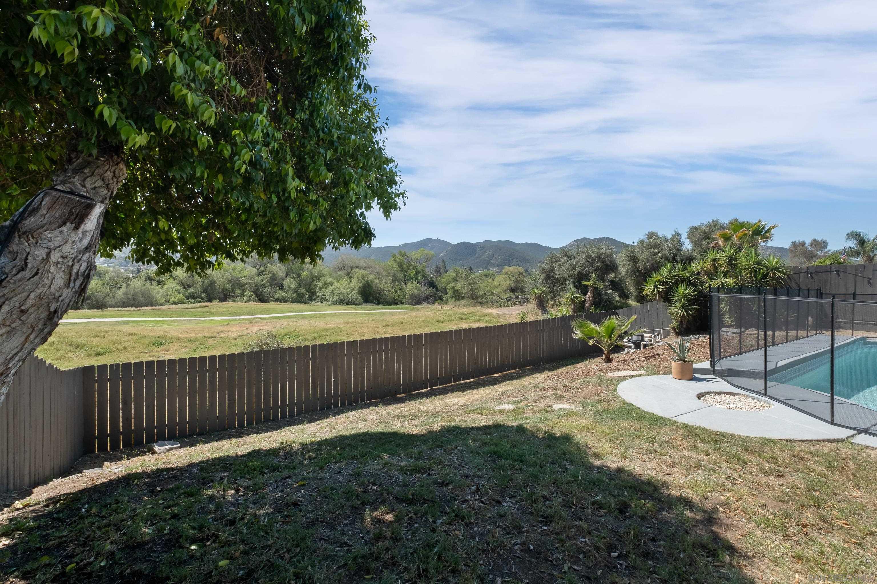 Detail Gallery Image 37 of 53 For 9081  Inverness, Santee,  CA 92071 - 4 Beds | 2 Baths