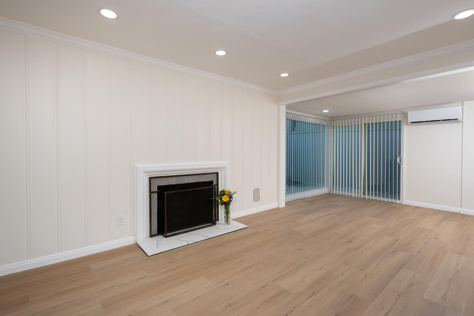 Detail Gallery Image 4 of 19 For 815  Anacapa Court, San Diego,  CA 92109 - 2 Beds | 1 Baths