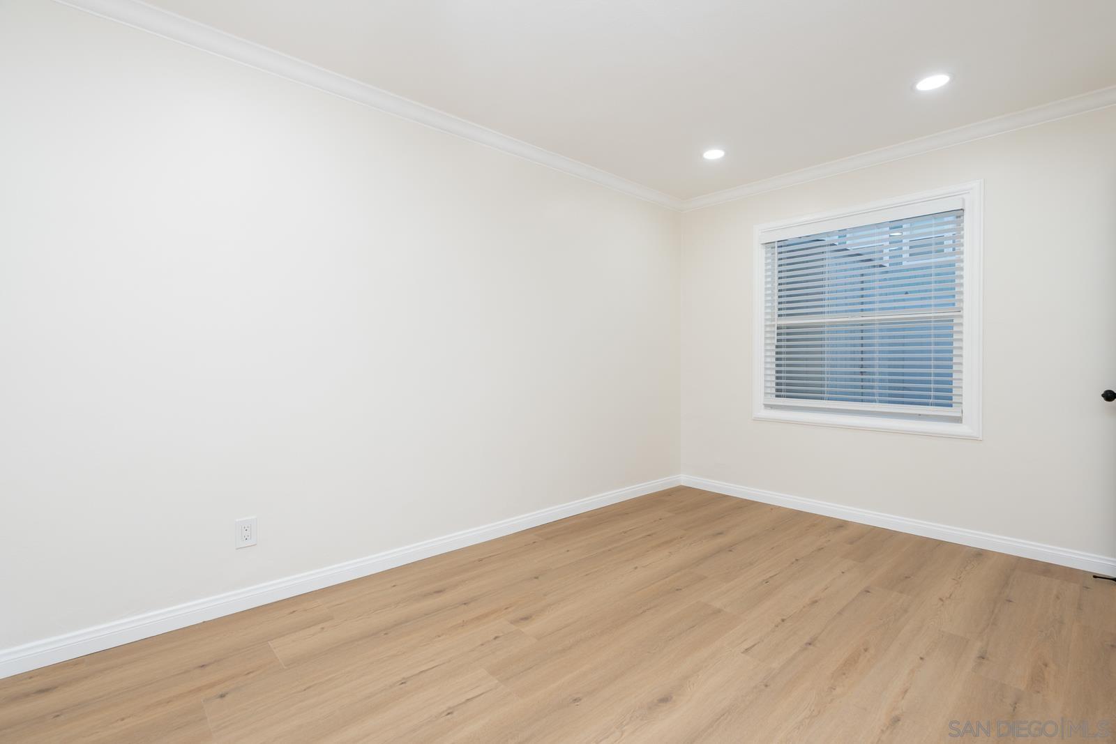 Detail Gallery Image 10 of 19 For 815  Anacapa Court, San Diego,  CA 92109 - 2 Beds | 1 Baths