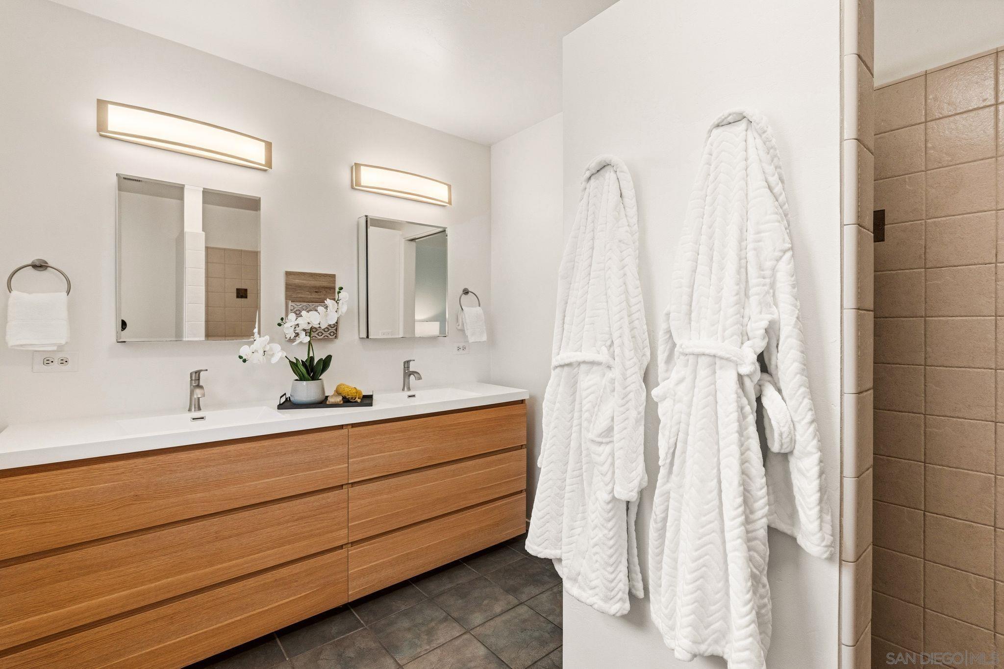 Detail Gallery Image 28 of 50 For 2604  Grandview Street, San Diego,  CA 92110 - 4 Beds | 2 Baths