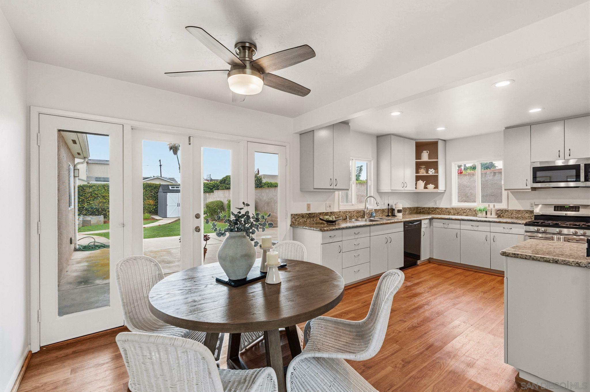 Detail Gallery Image 6 of 50 For 2604  Grandview Street, San Diego,  CA 92110 - 4 Beds | 2 Baths