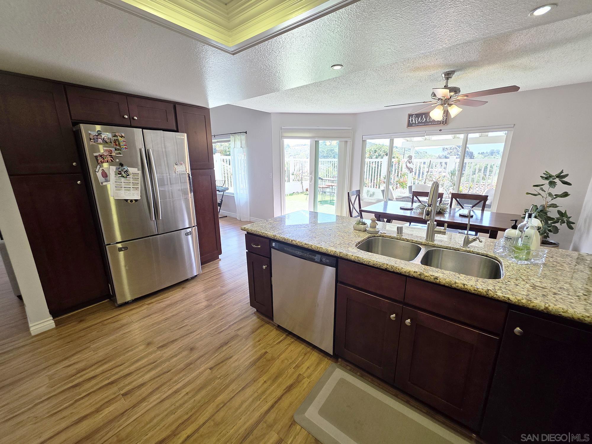 Detail Gallery Image 11 of 21 For 341  Rolling Hills, San Marcos,  CA 92069 - 3 Beds | 2/1 Baths